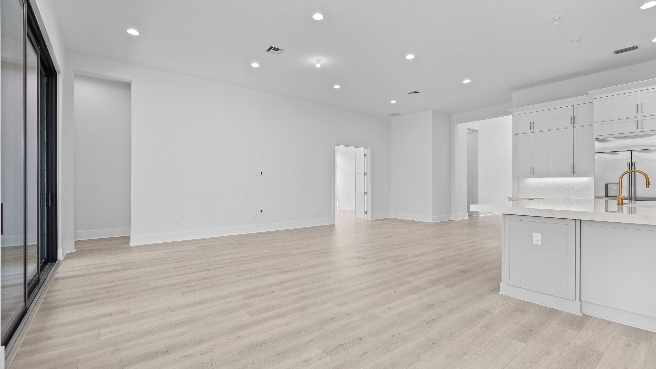 13294 Artisan Circle Property Photo 7