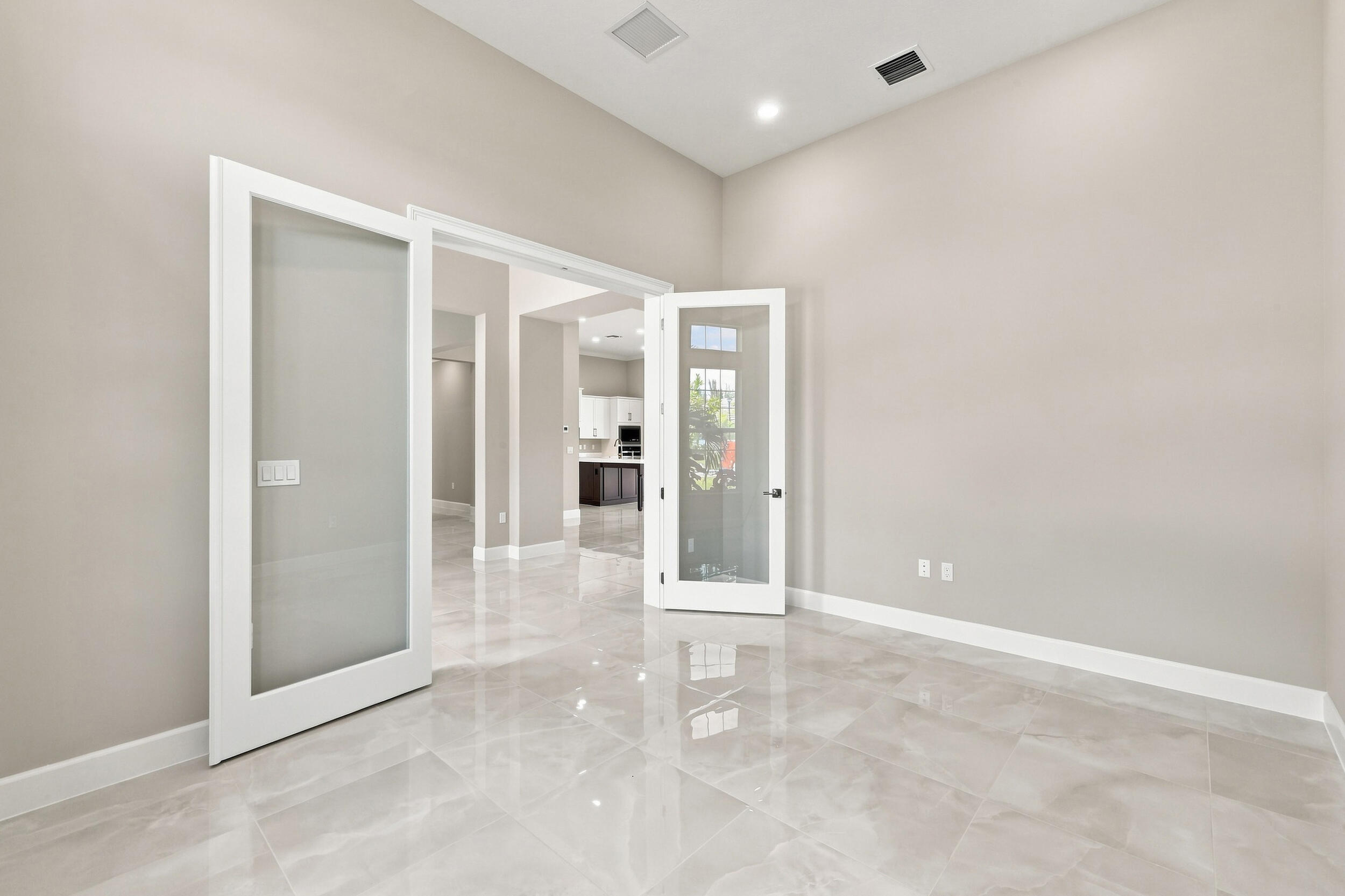 15093 Wildwood Circle Property Photo 15
