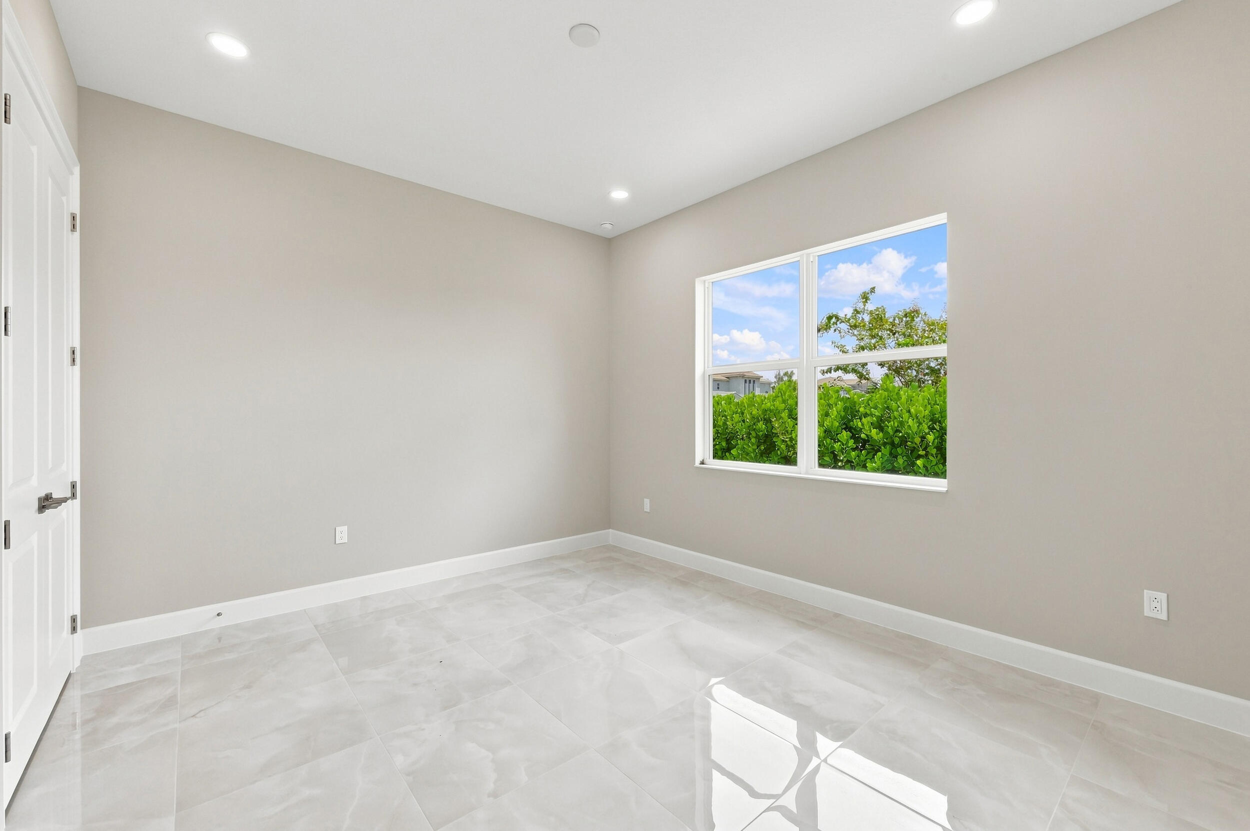 15093 Wildwood Circle Property Photo 47