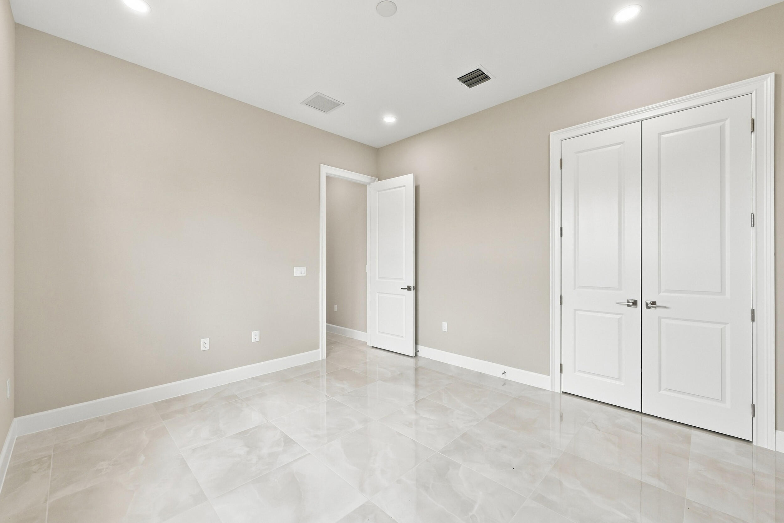 15093 Wildwood Circle Property Photo 51