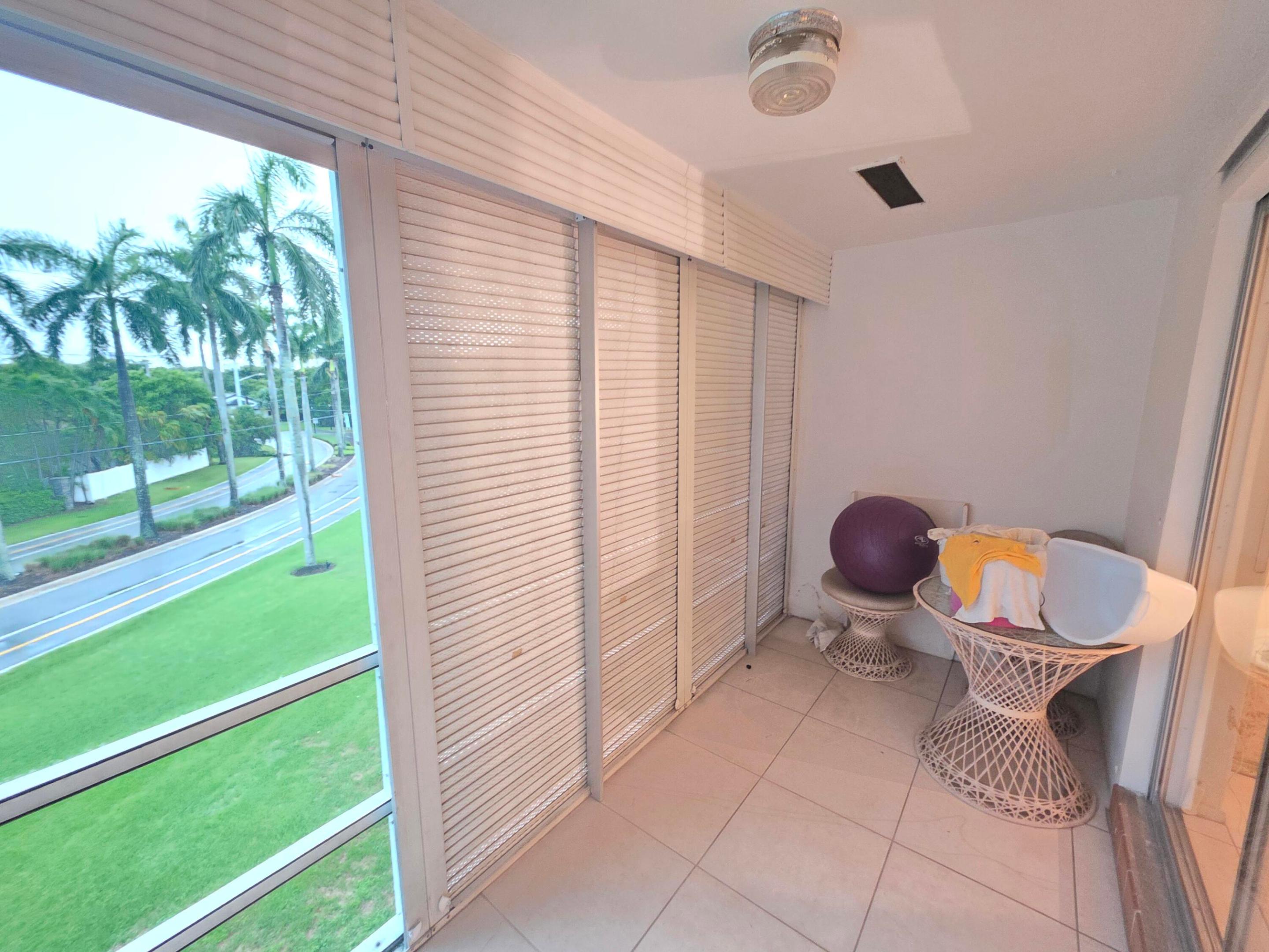 700 Layne Boulevard 318b Property Photo 8