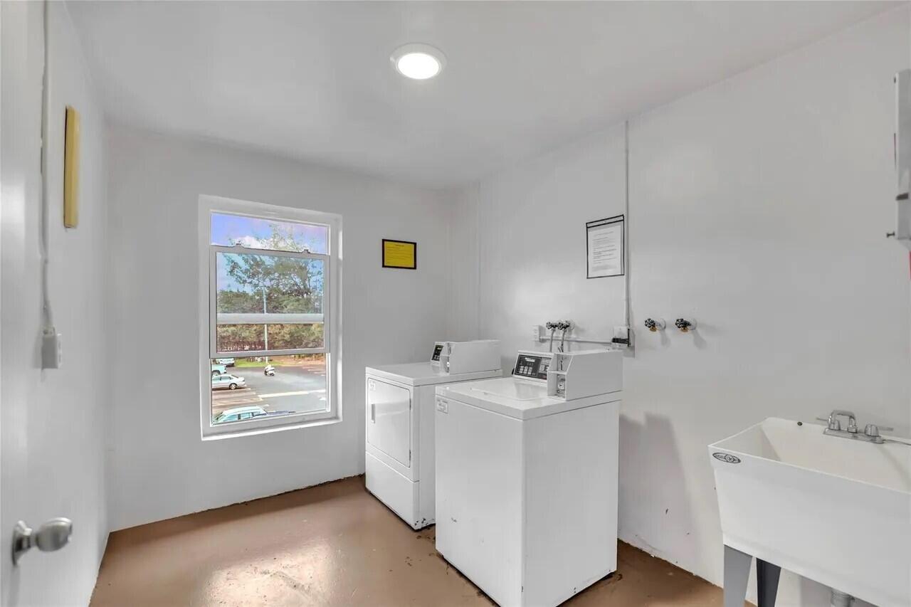 700 Layne Boulevard 318b Property Photo 11