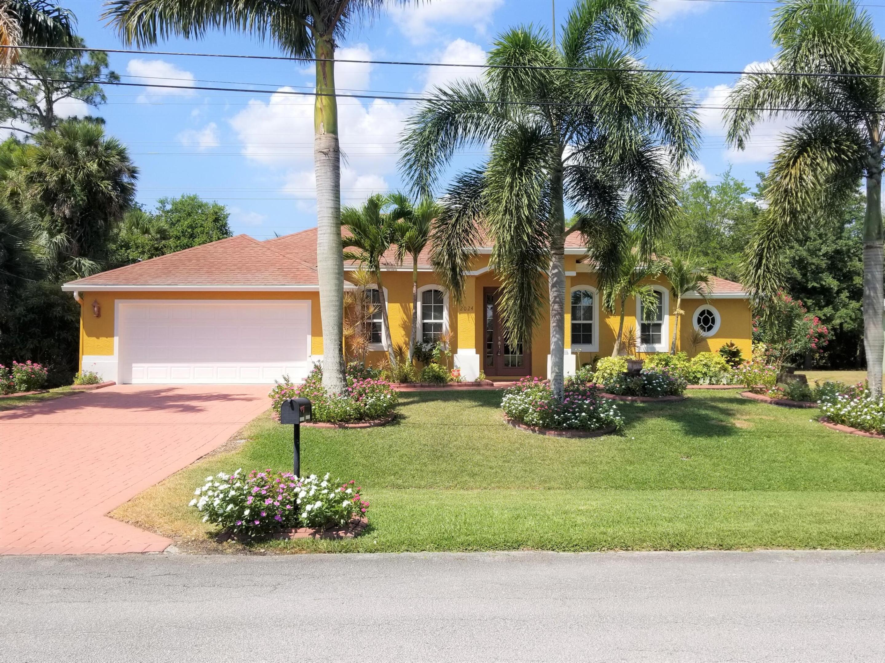 2024 SW DRIFTWOOD Street Property Photo 1