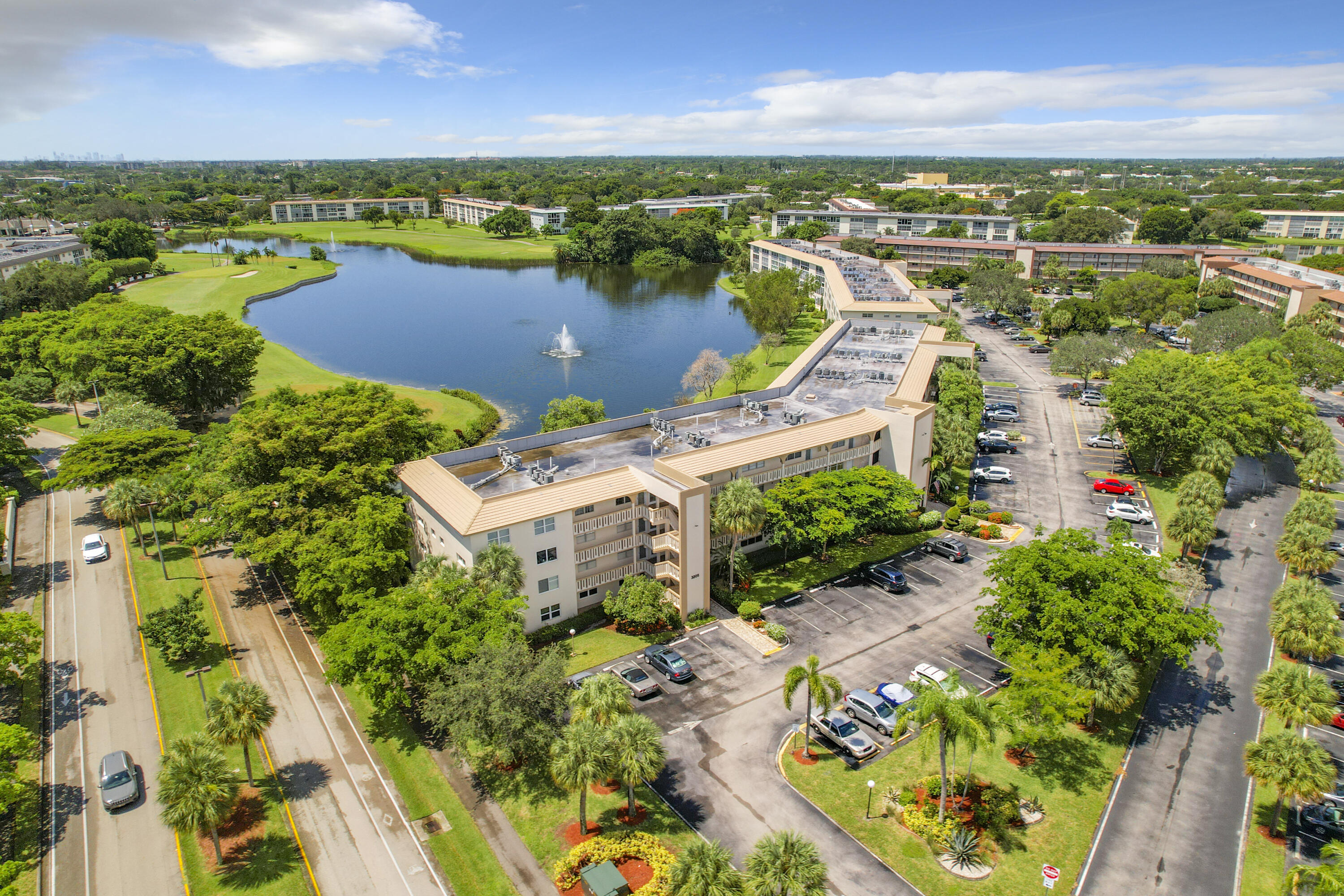 3205 Portofino Point B4 Property Photo 1