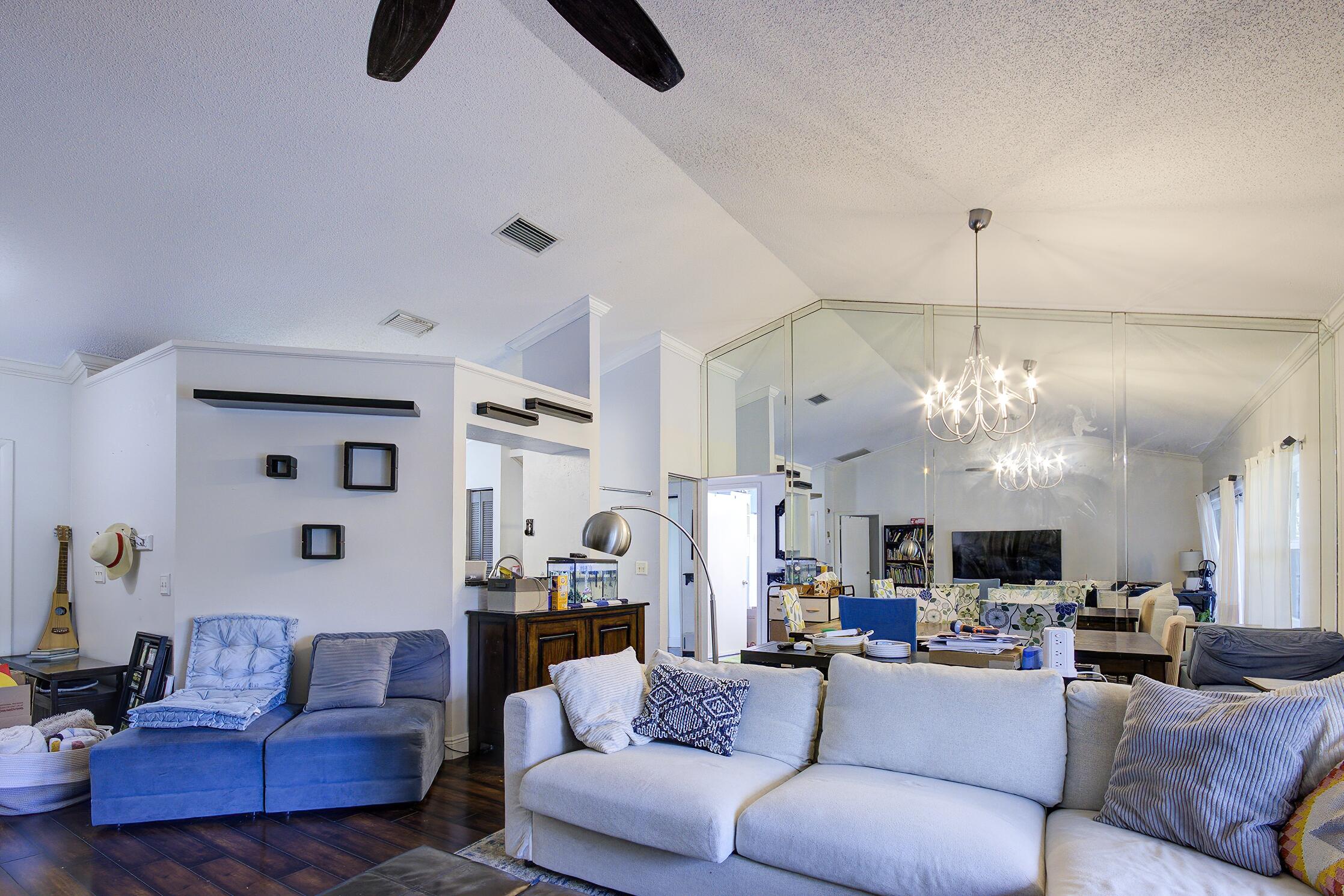 35 Cedar Circle Property Photo 8