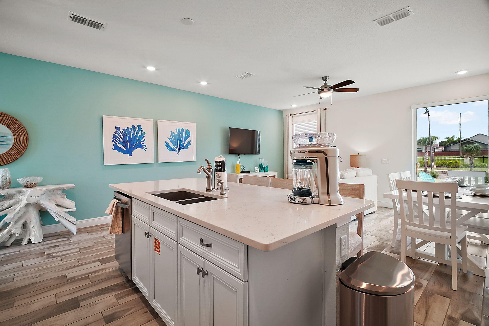 8174 Coconut Place Property Photo 12