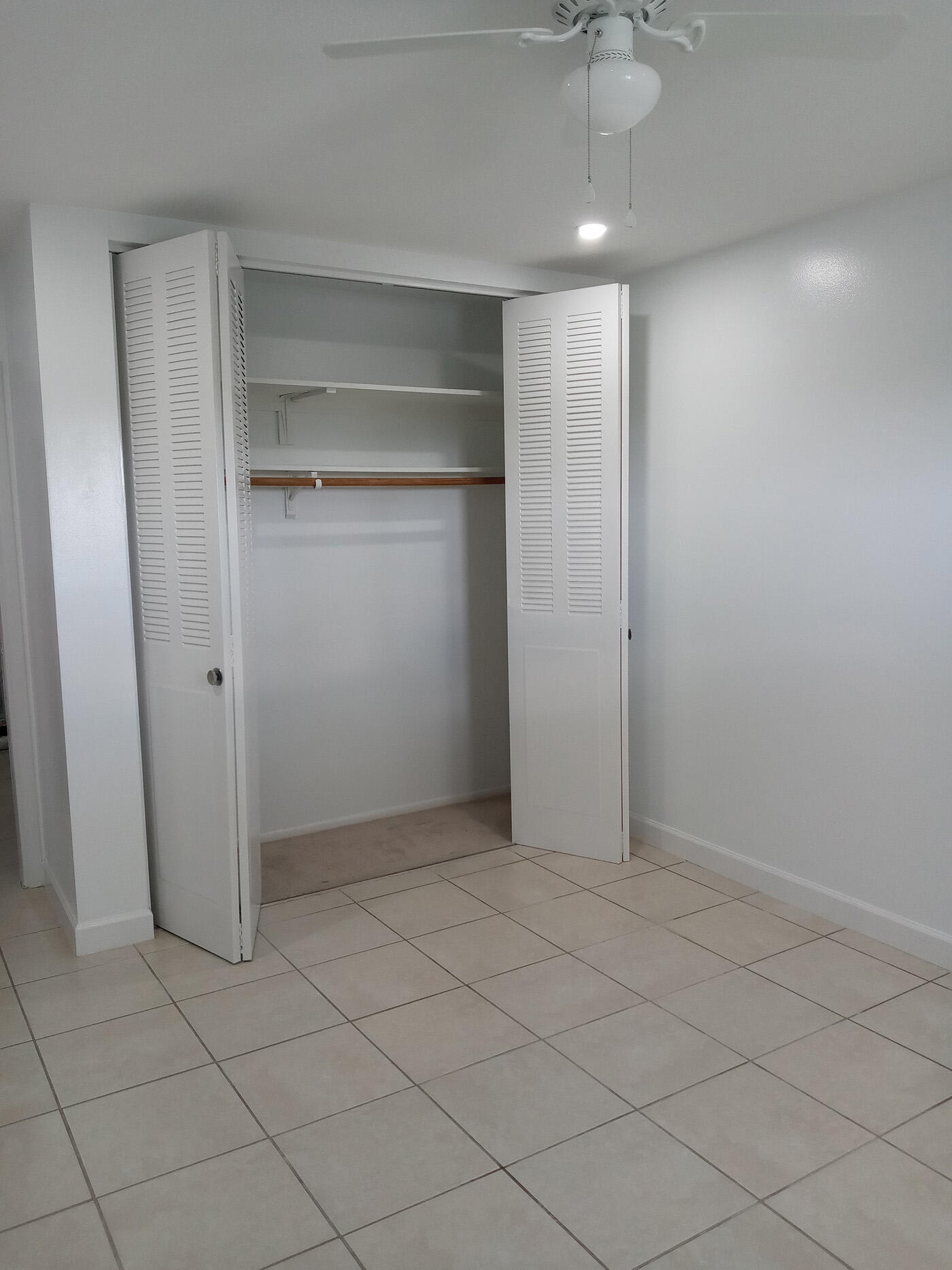 1250 E Sample Road 303 Property Photo 16