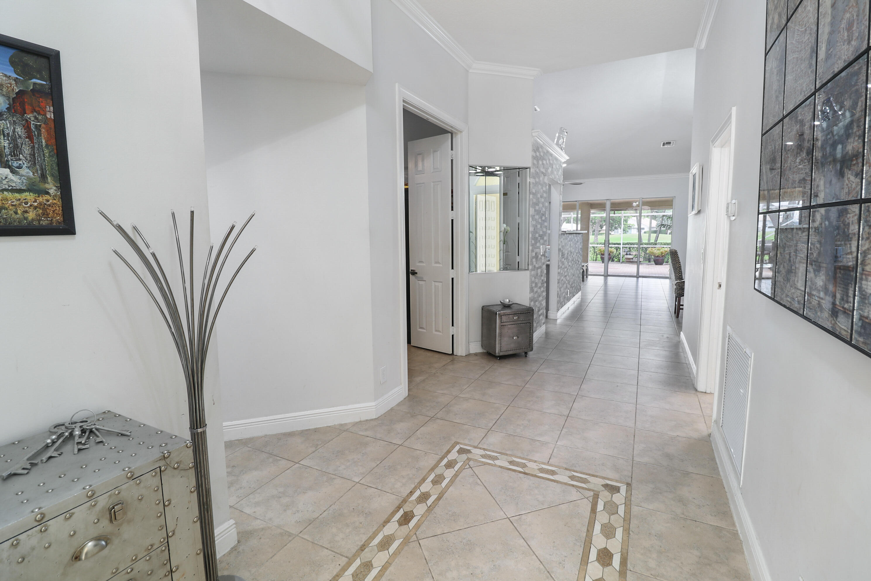 5671 S Fountains Drive S Property Photo 3