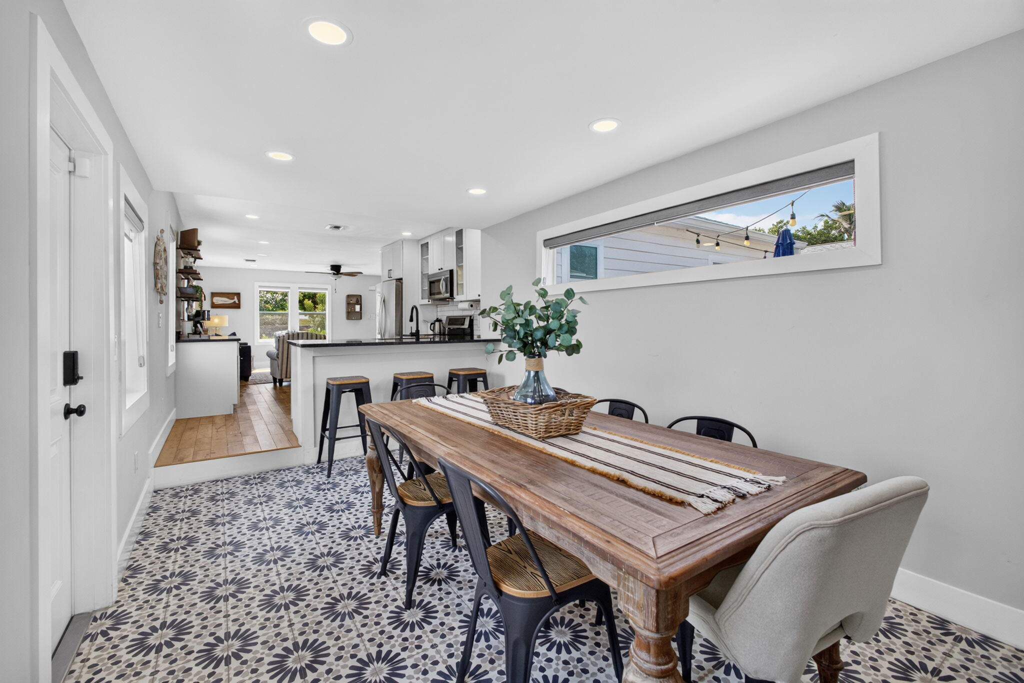 1305 N Palmway Property Photo 18