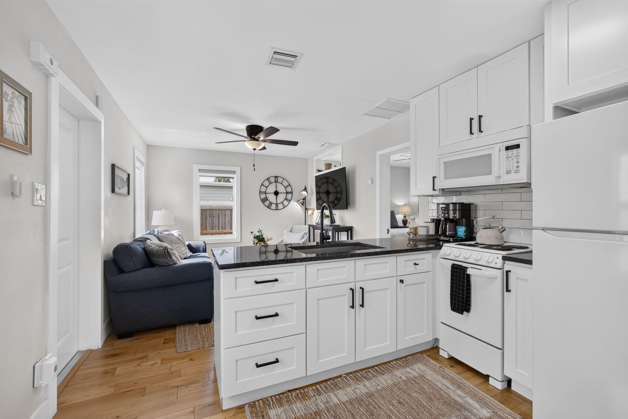 1305 N Palmway Property Photo 33