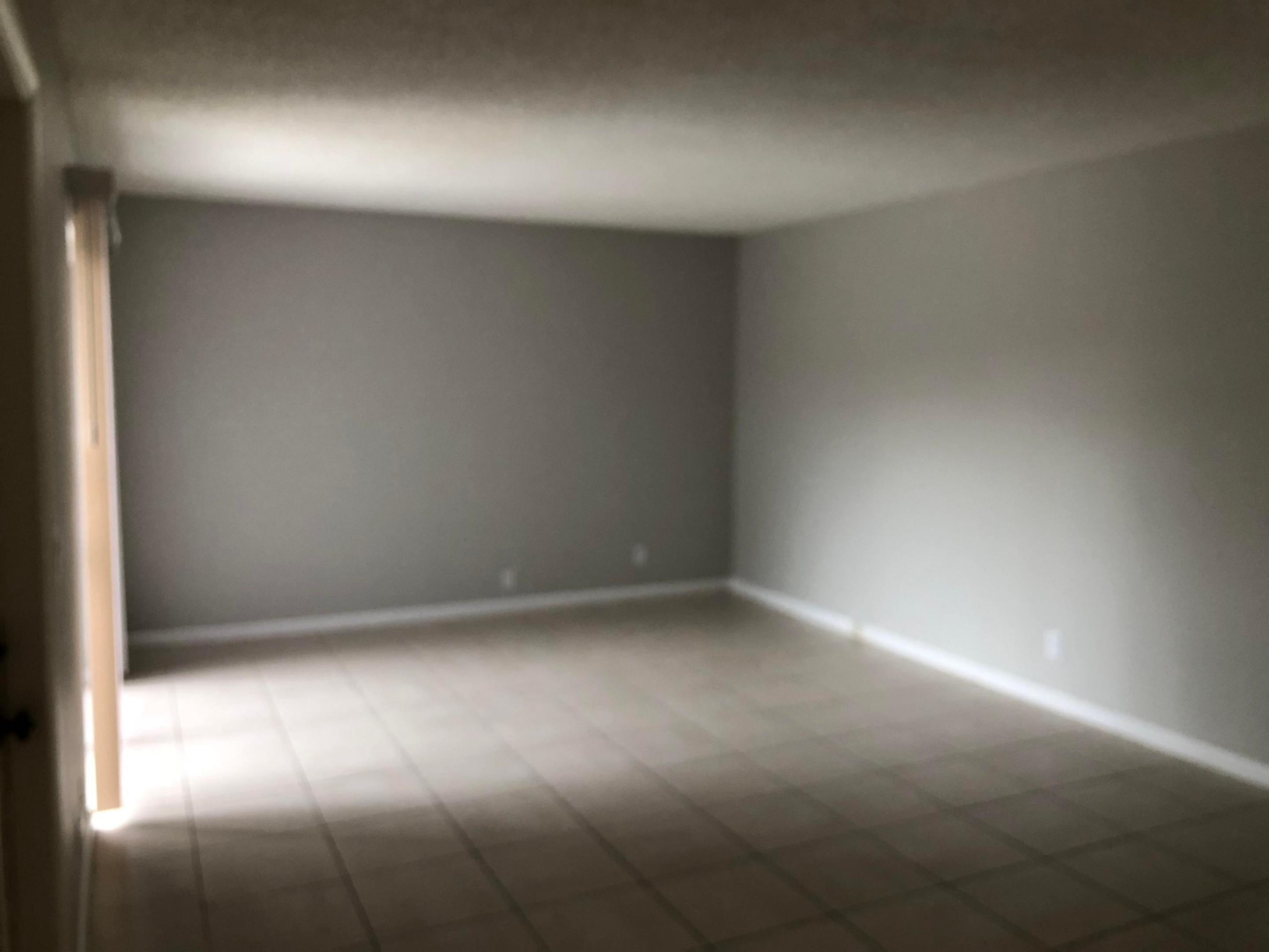 2241 White Pine Circle B Property Photo 4