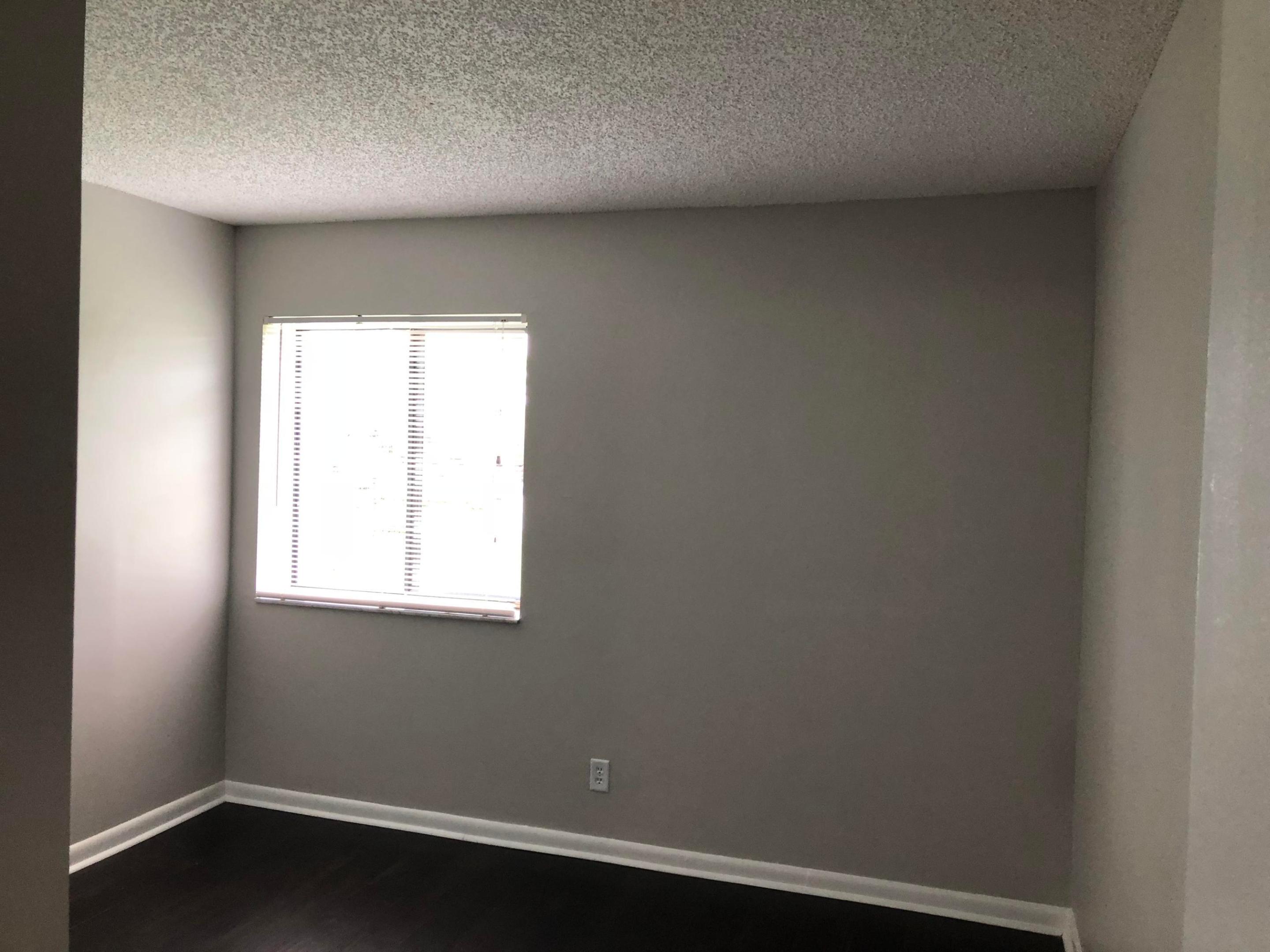 2241 White Pine Circle B Property Photo 9