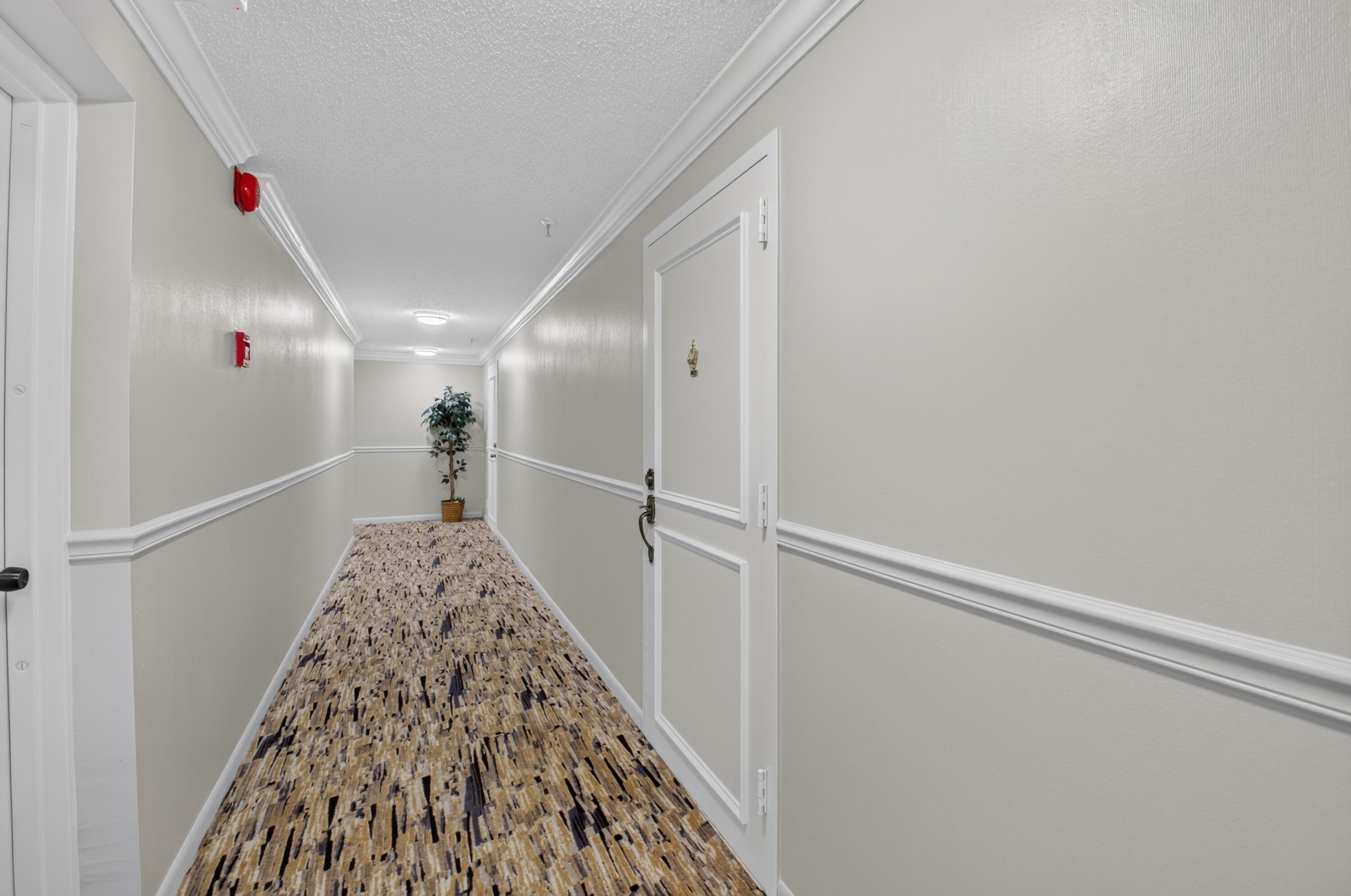 6895 Willow Wood Drive 1066 Property Photo 4