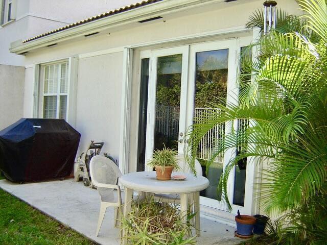 3133 Enclave Way Property Photo 11