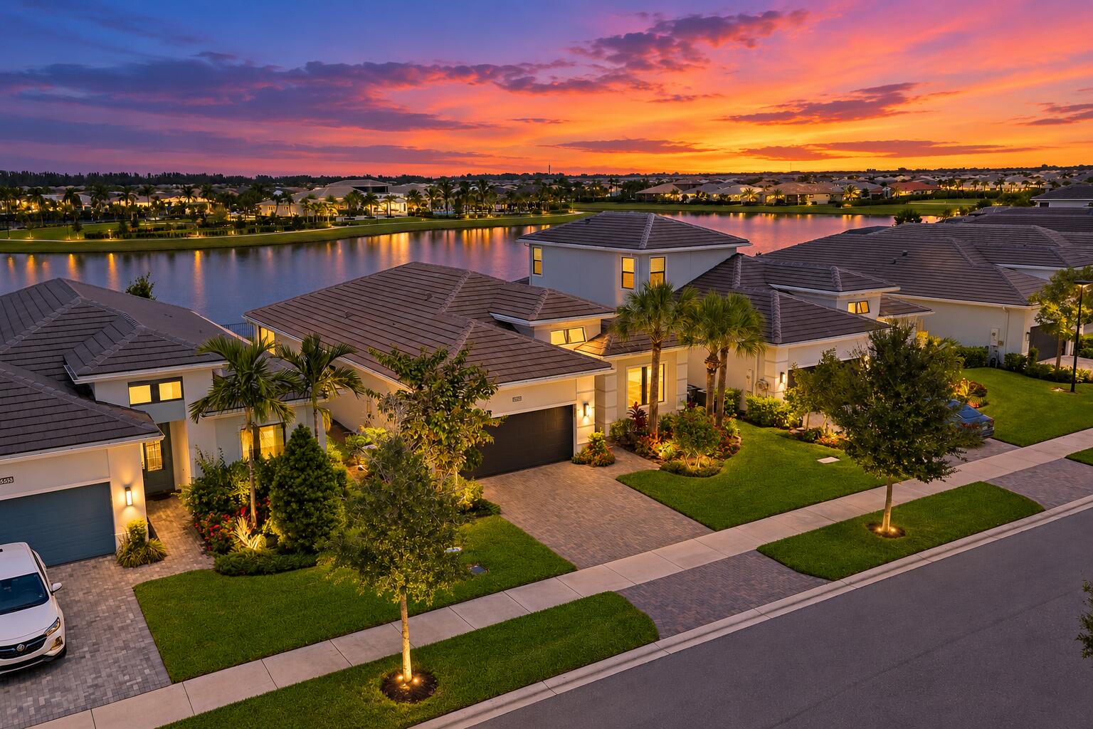 15883 Key Biscayne Lane Property Photo 2