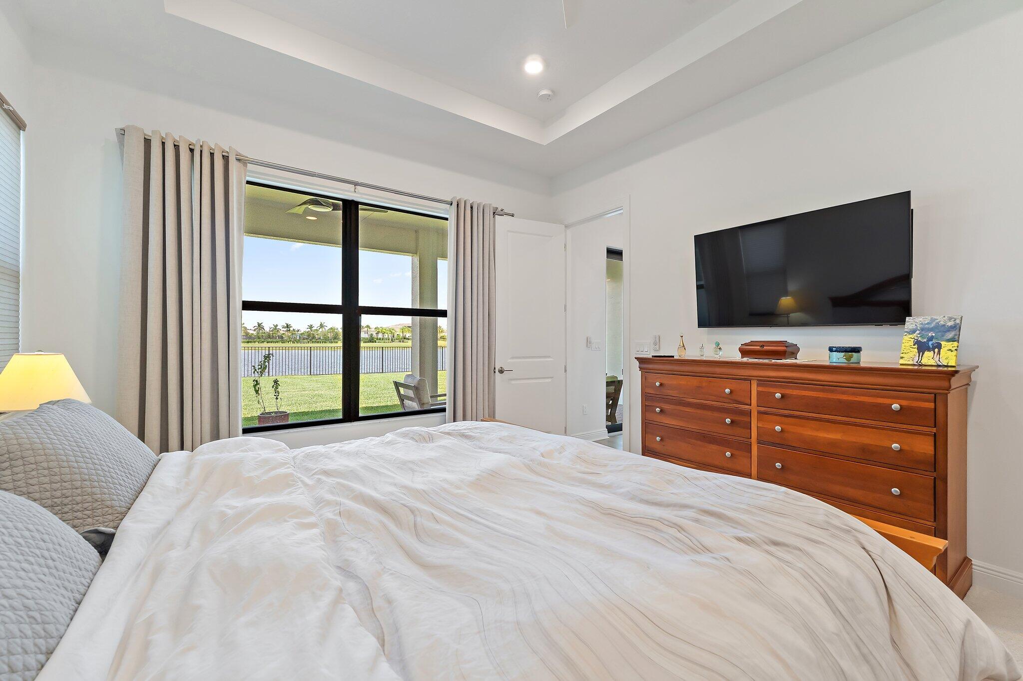15883 Key Biscayne Lane Property Photo 24