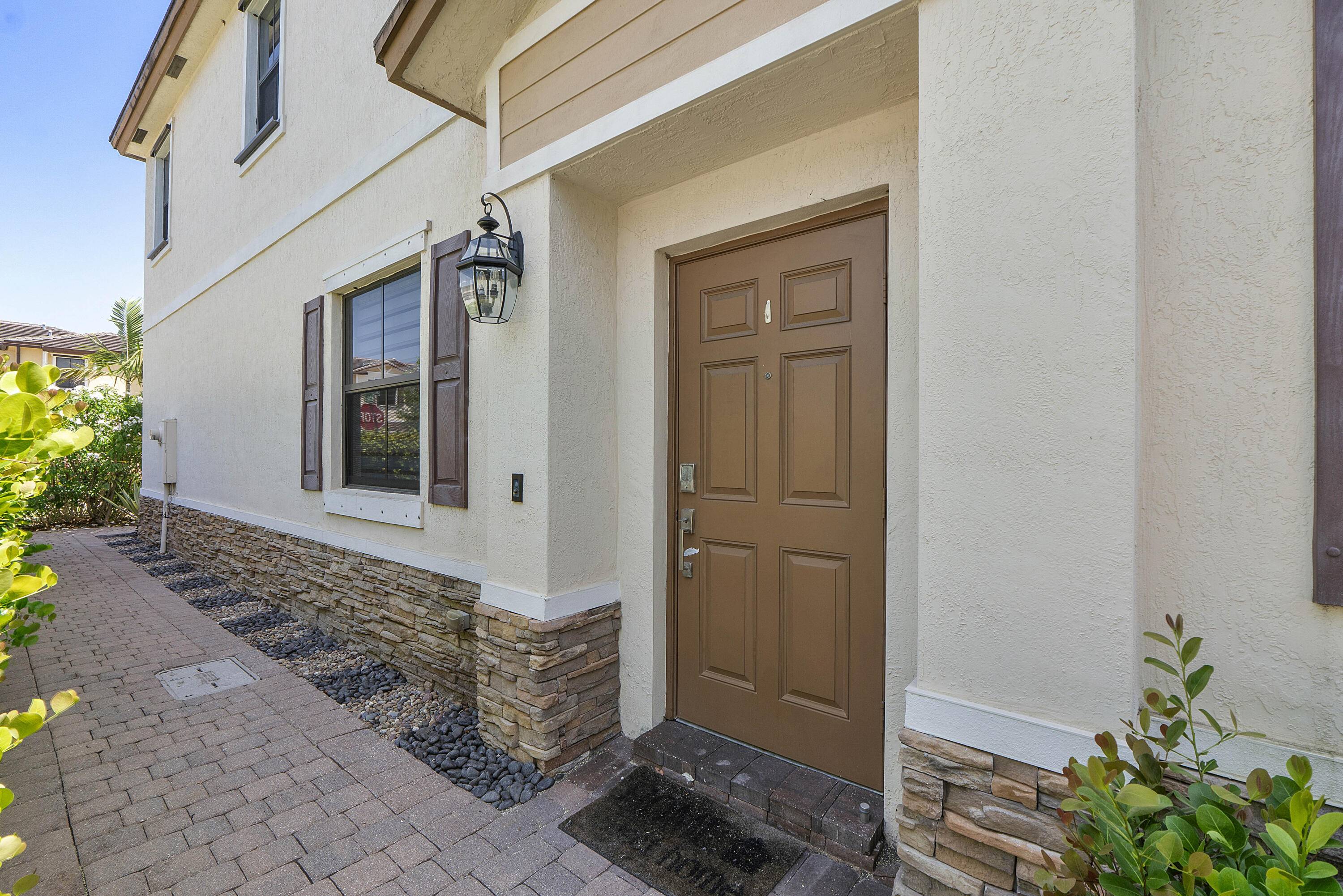 4721 Santa Cruz Way Property Photo 7
