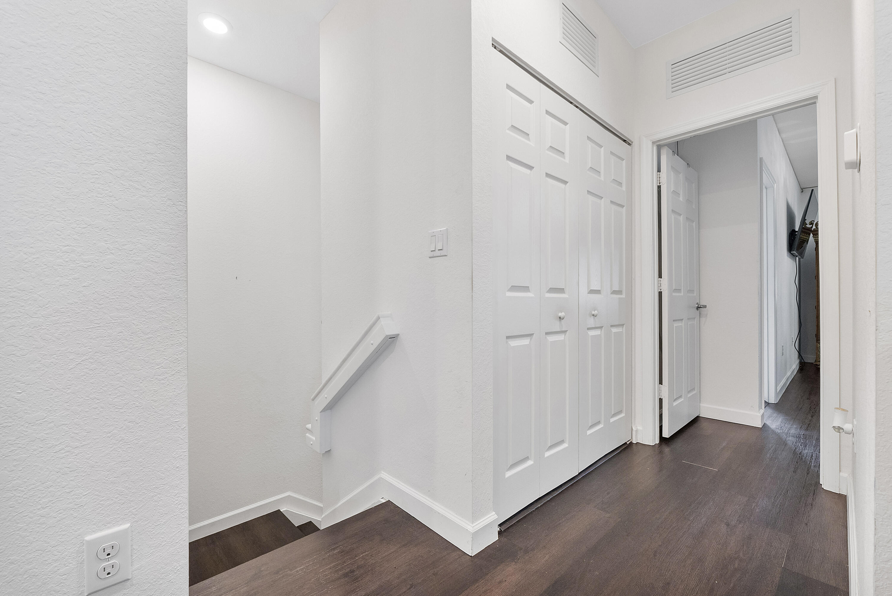 4721 Santa Cruz Way Property Photo 20