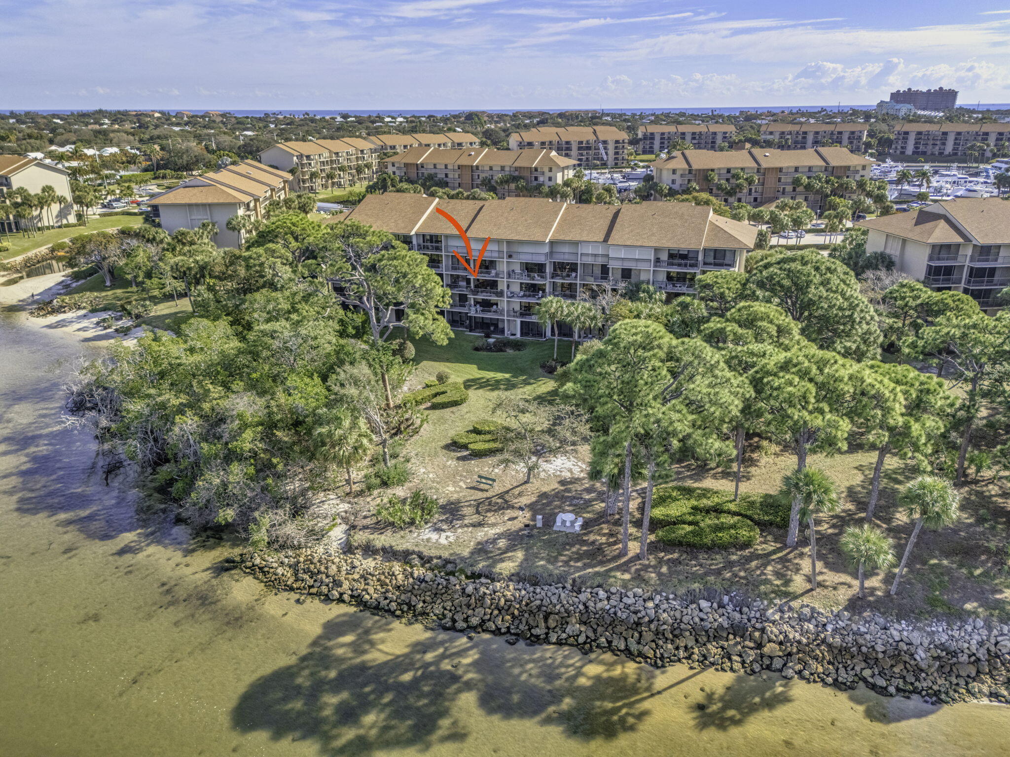 1901 Marina Isle Way 304 Property Photo 4