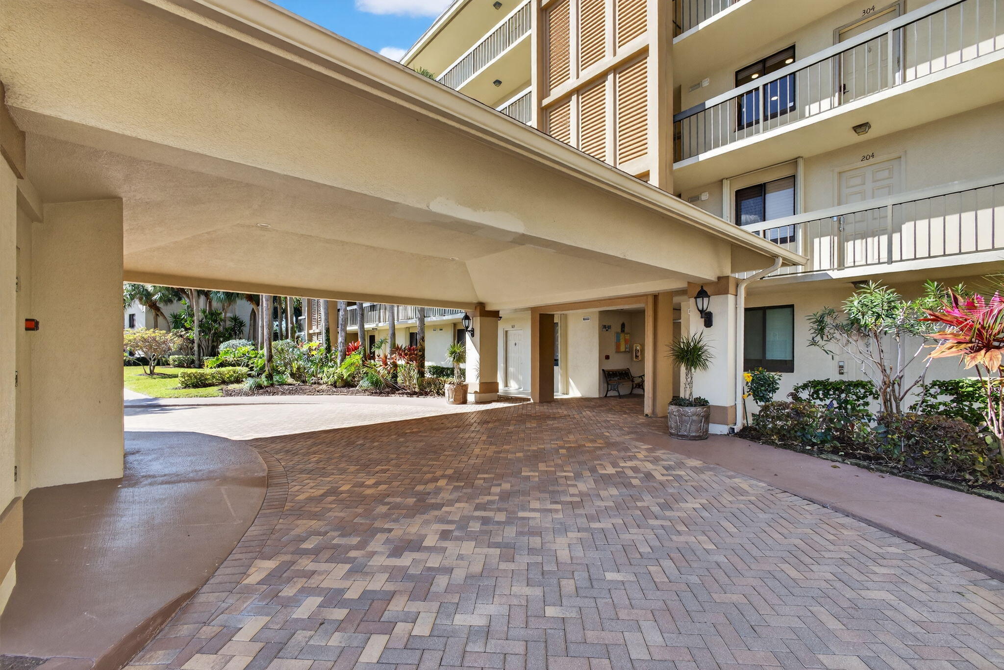 1901 Marina Isle Way 304 Property Photo 45
