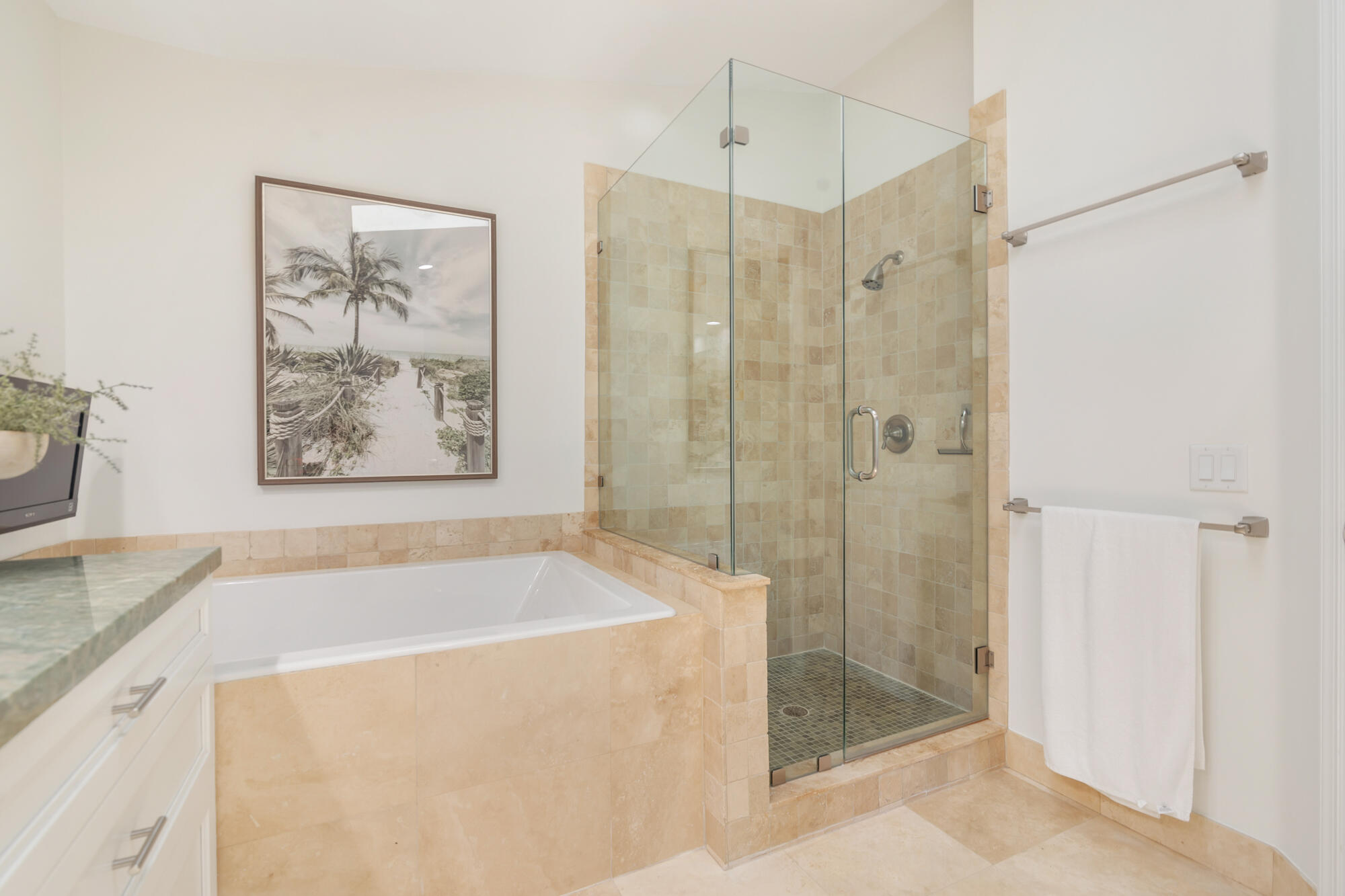 1839 S Club Drive Property Photo 19