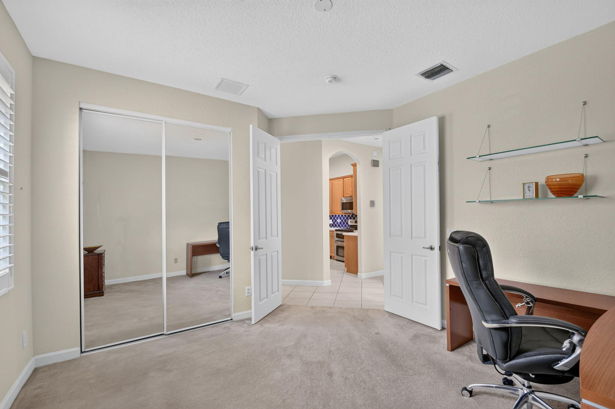 9574 Lantern Bay Circle Property Photo 28