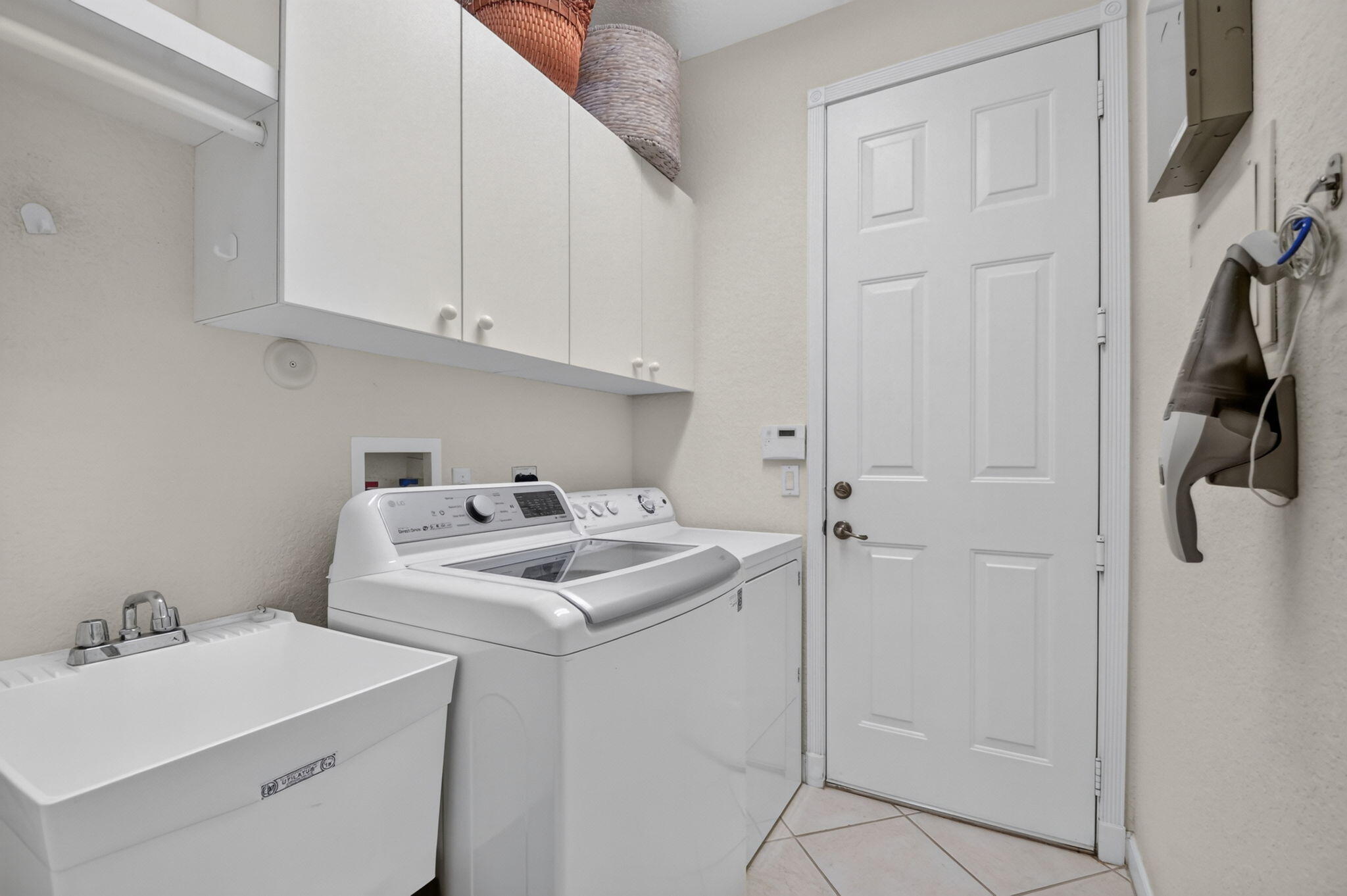 9574 Lantern Bay Circle Property Photo 34