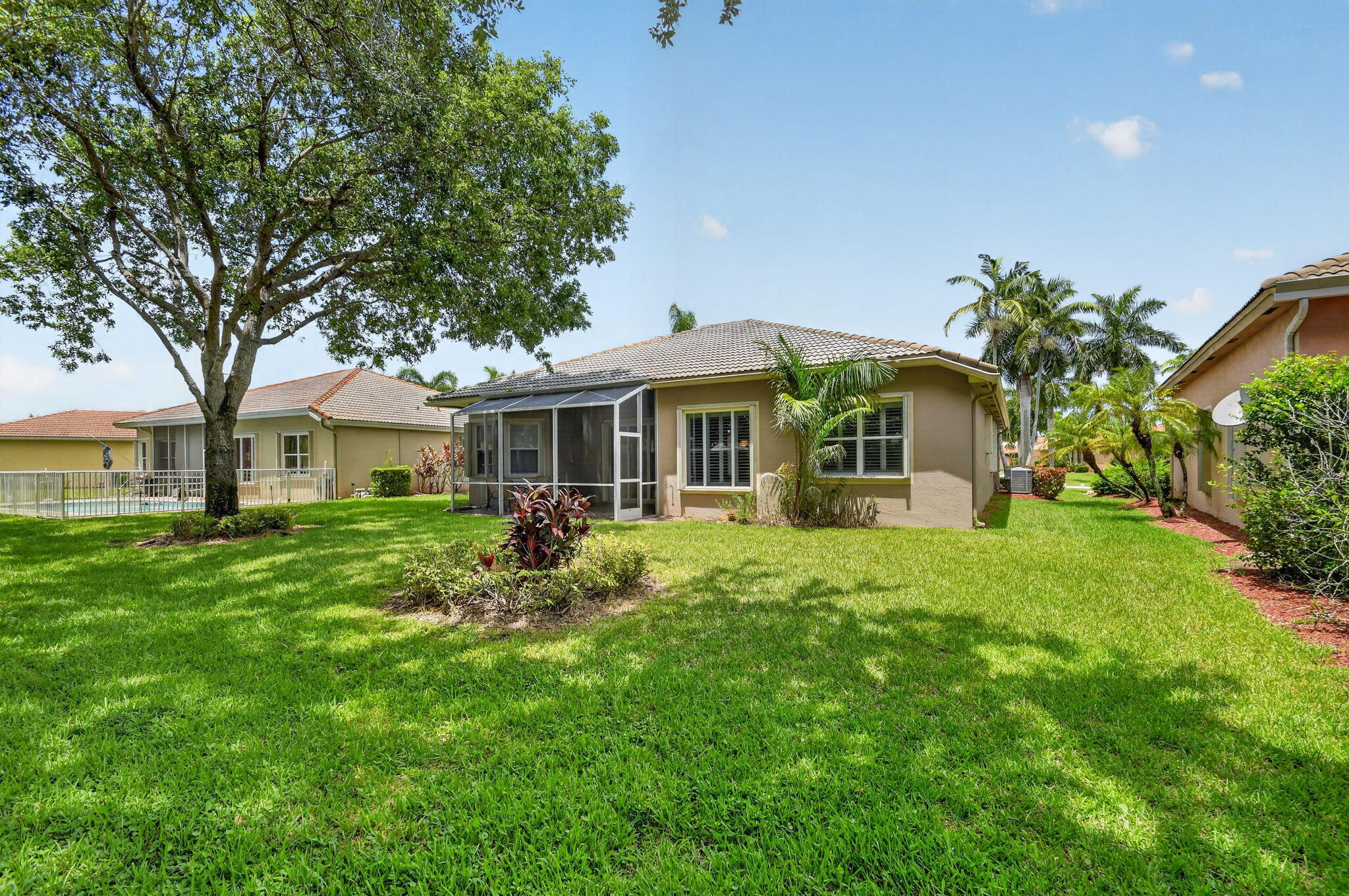 9574 Lantern Bay Circle Property Photo 40