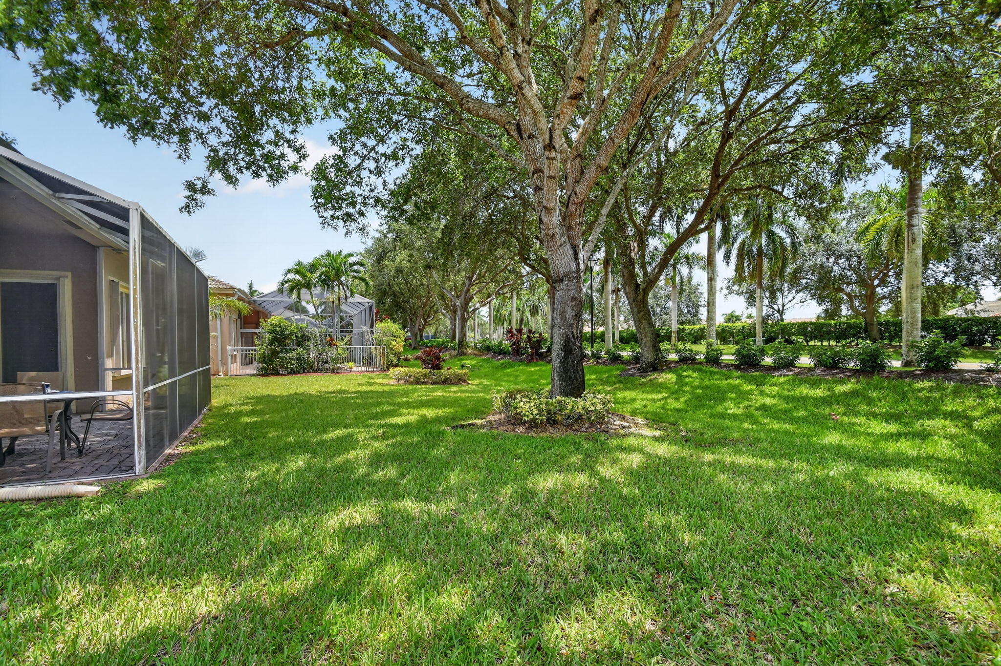 9574 Lantern Bay Circle Property Photo 44
