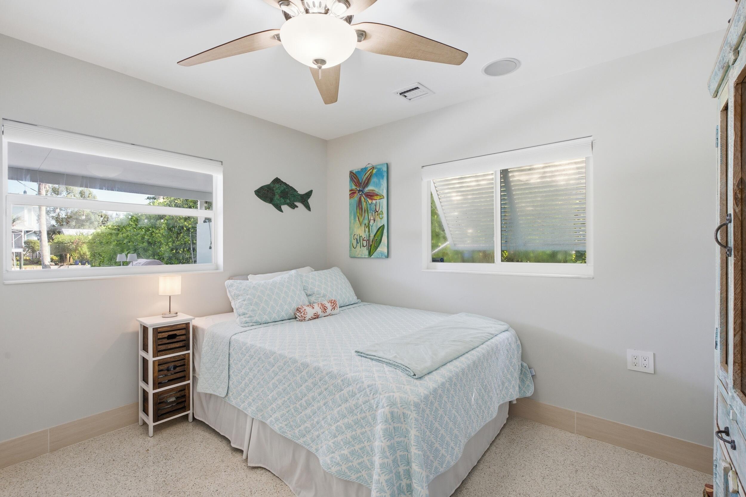 1719 Sw Dyer Point Road Property Photo 13