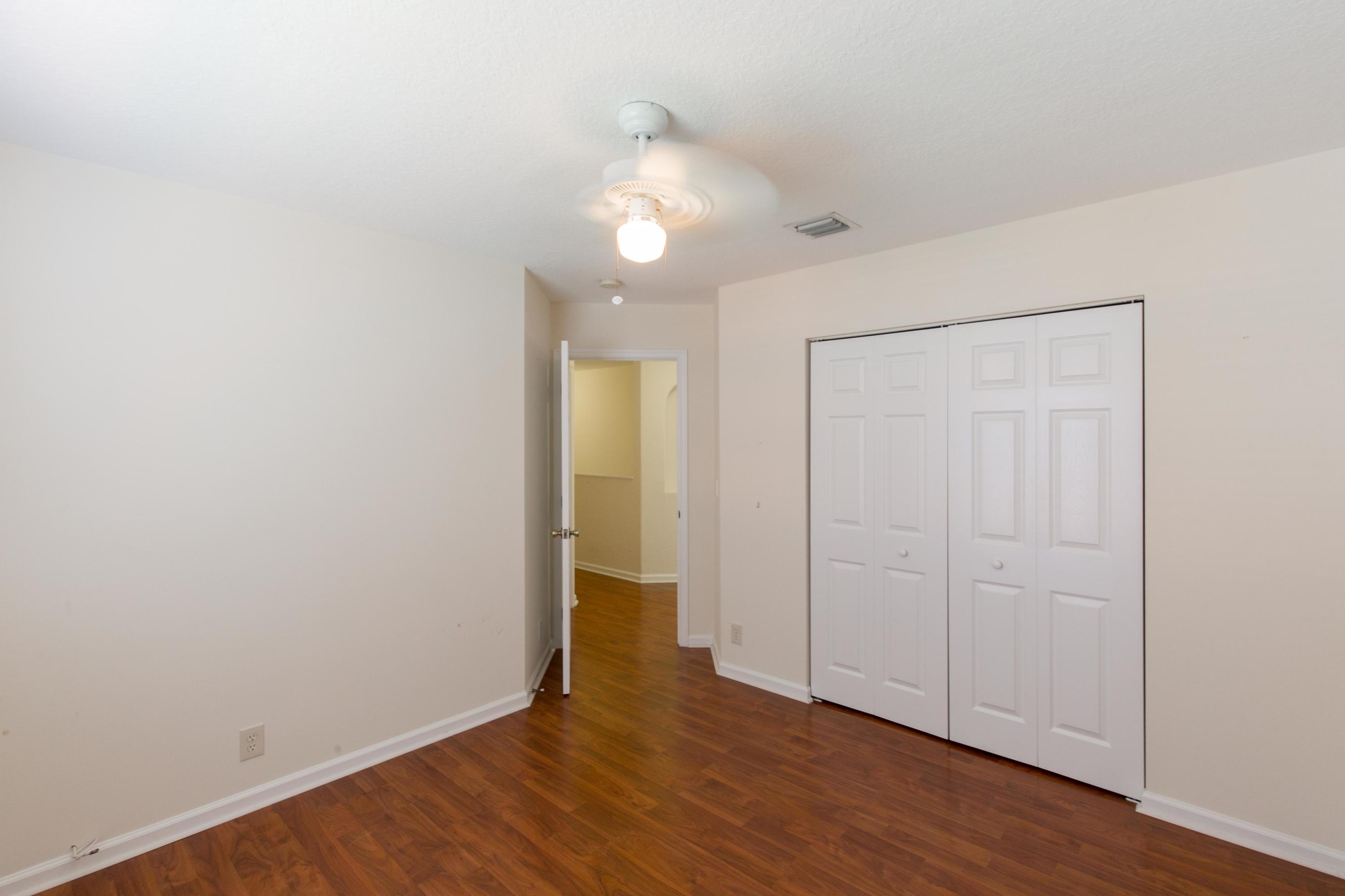 13513 Fountain View Boulevard Property Photo 16