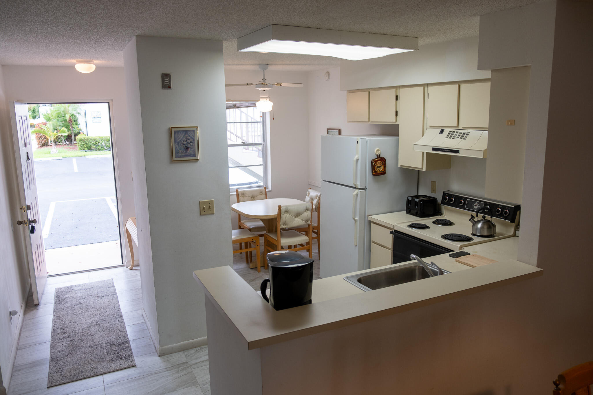 14896 Bal Moral Lane 104 Property Photo 6