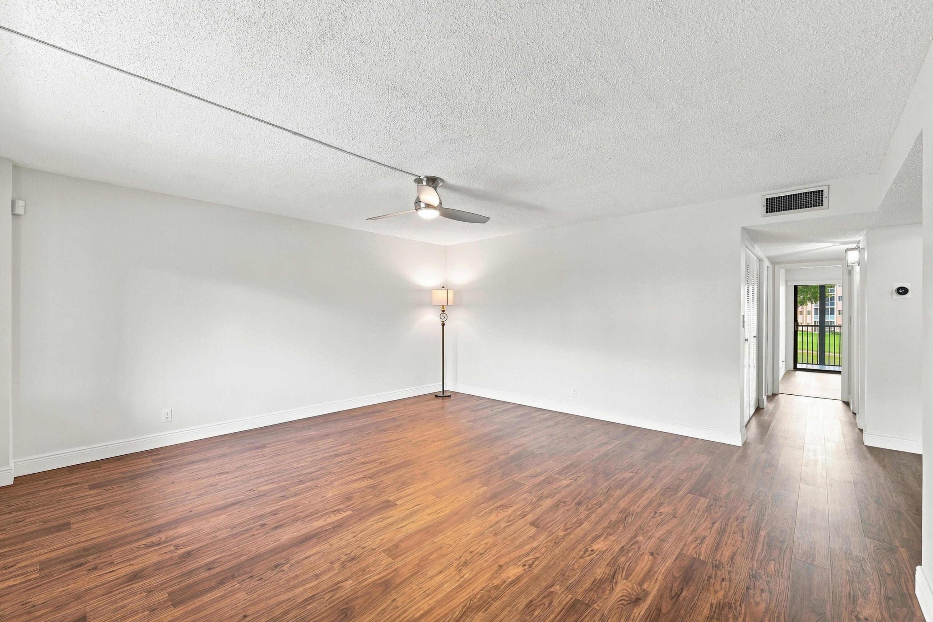 7432 Ashmont Circle 208 Property Photo 9