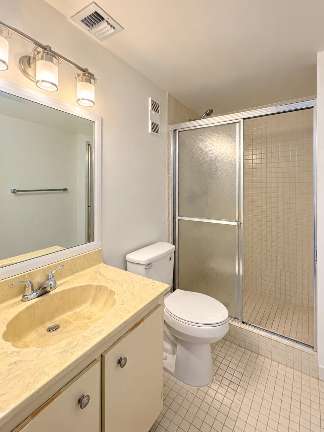 7432 Ashmont Circle 208 Property Photo 11