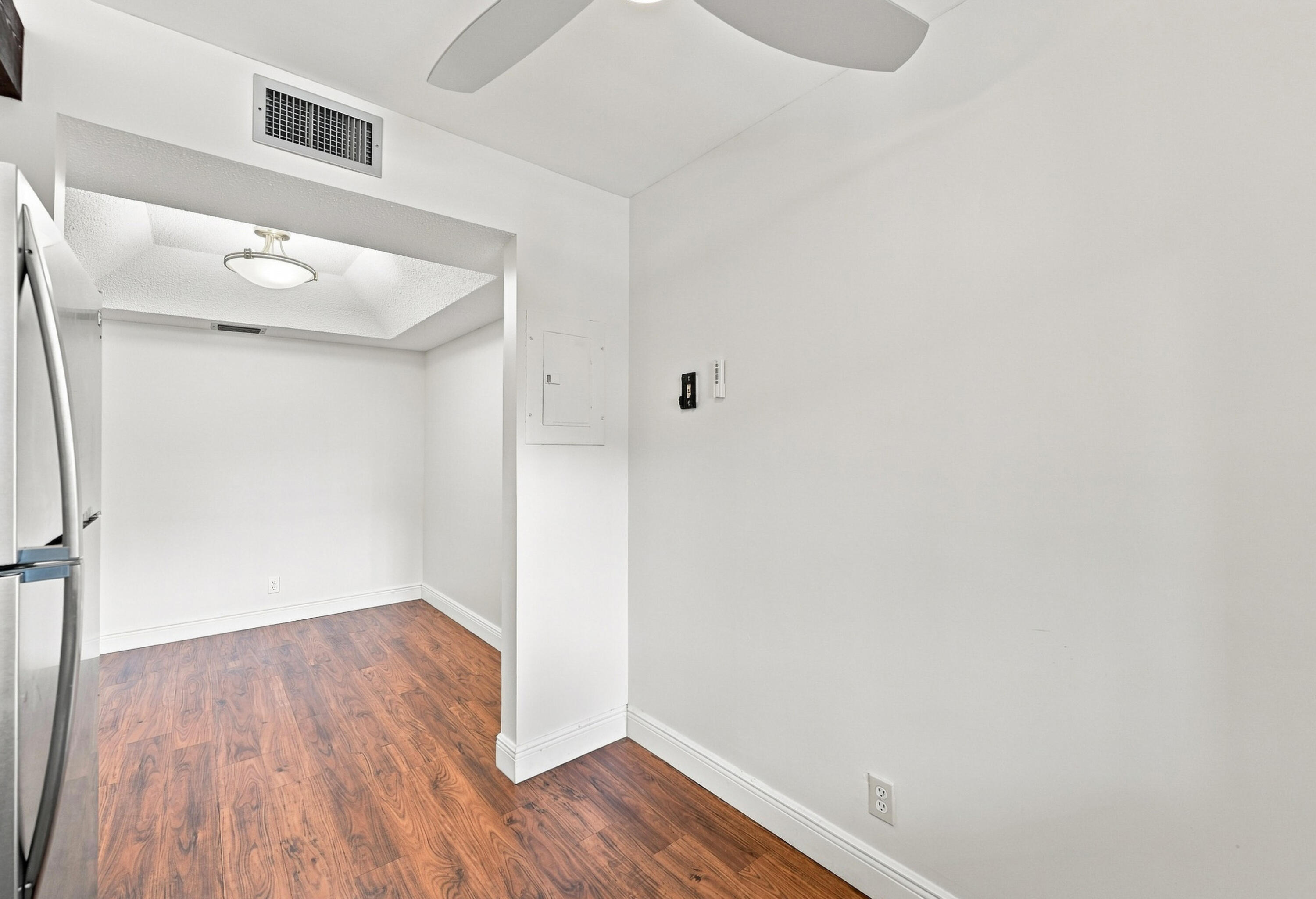7432 Ashmont Circle 208 Property Photo 14