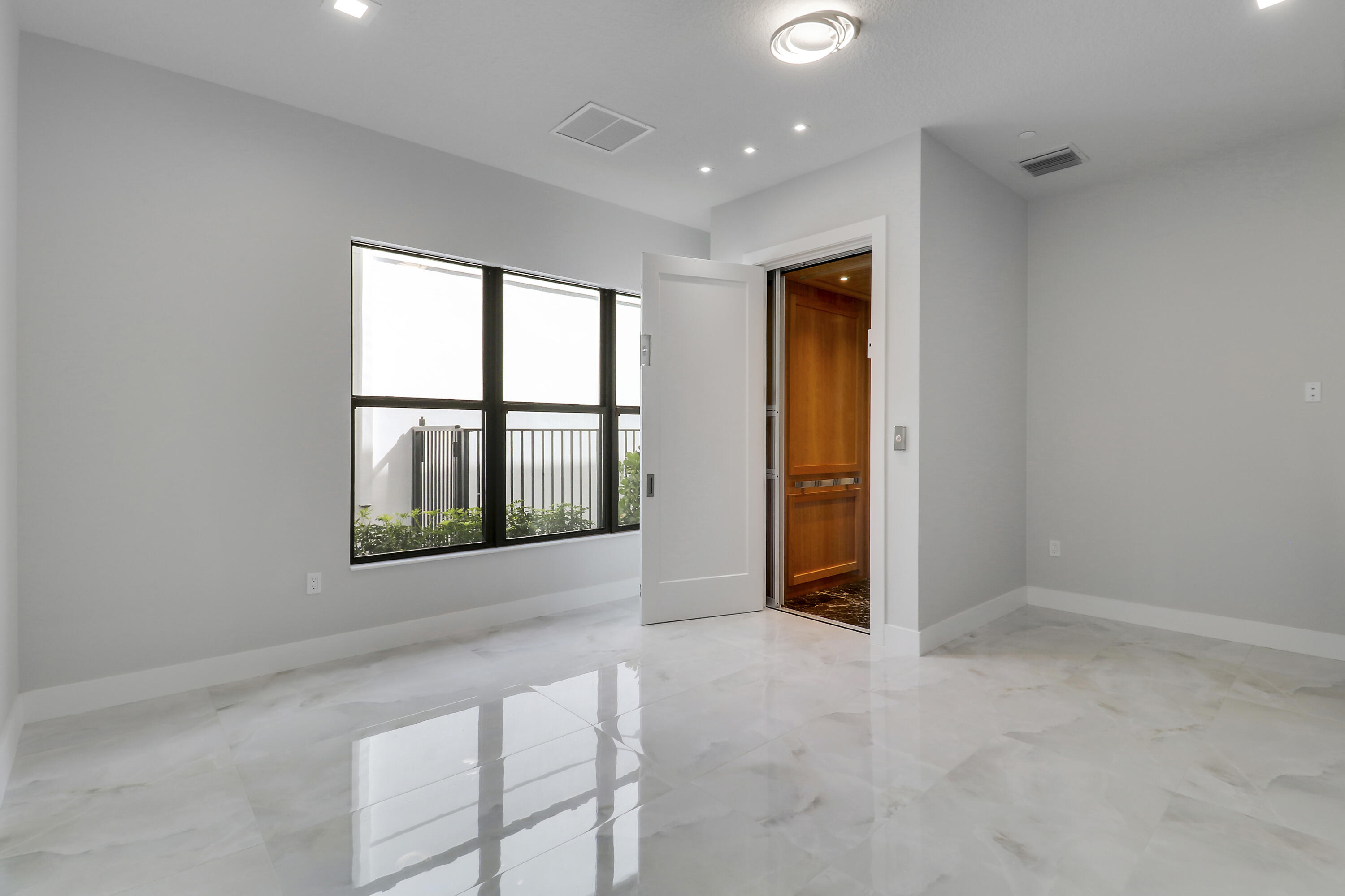 9892 Migration Point Property Photo 54