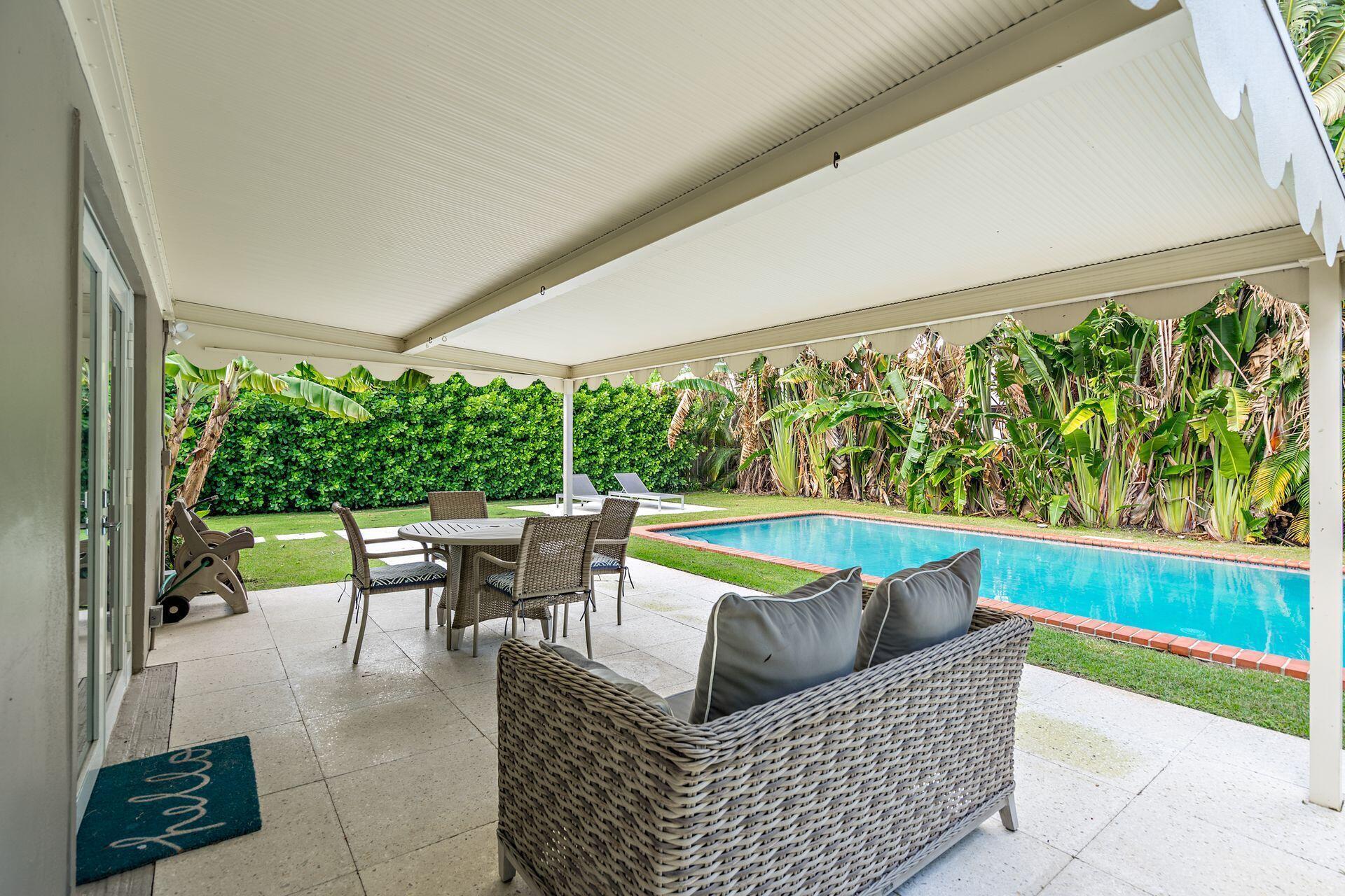 157 Worth Court N Property Photo 22