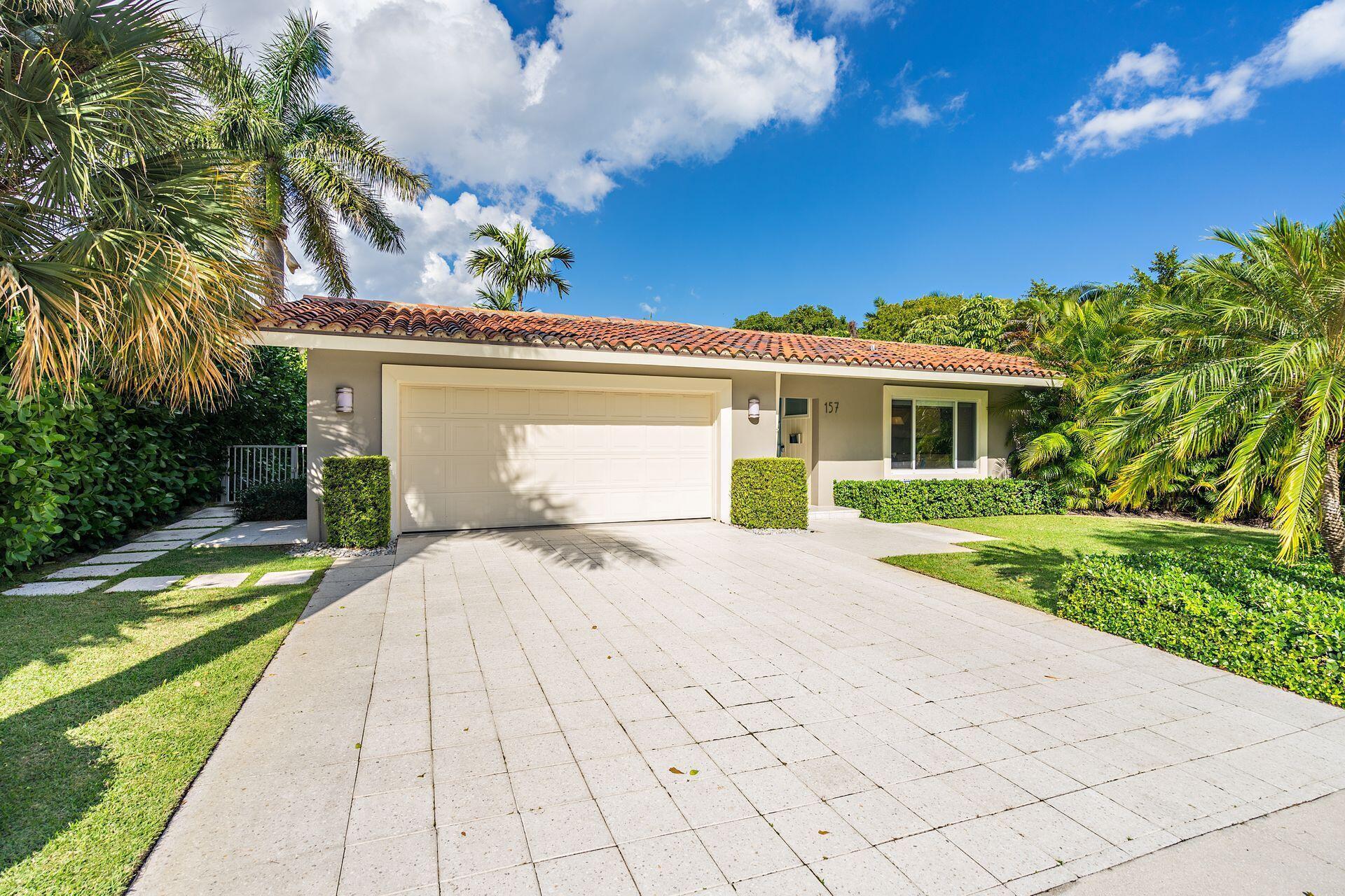 157 Worth Court N Property Photo 35