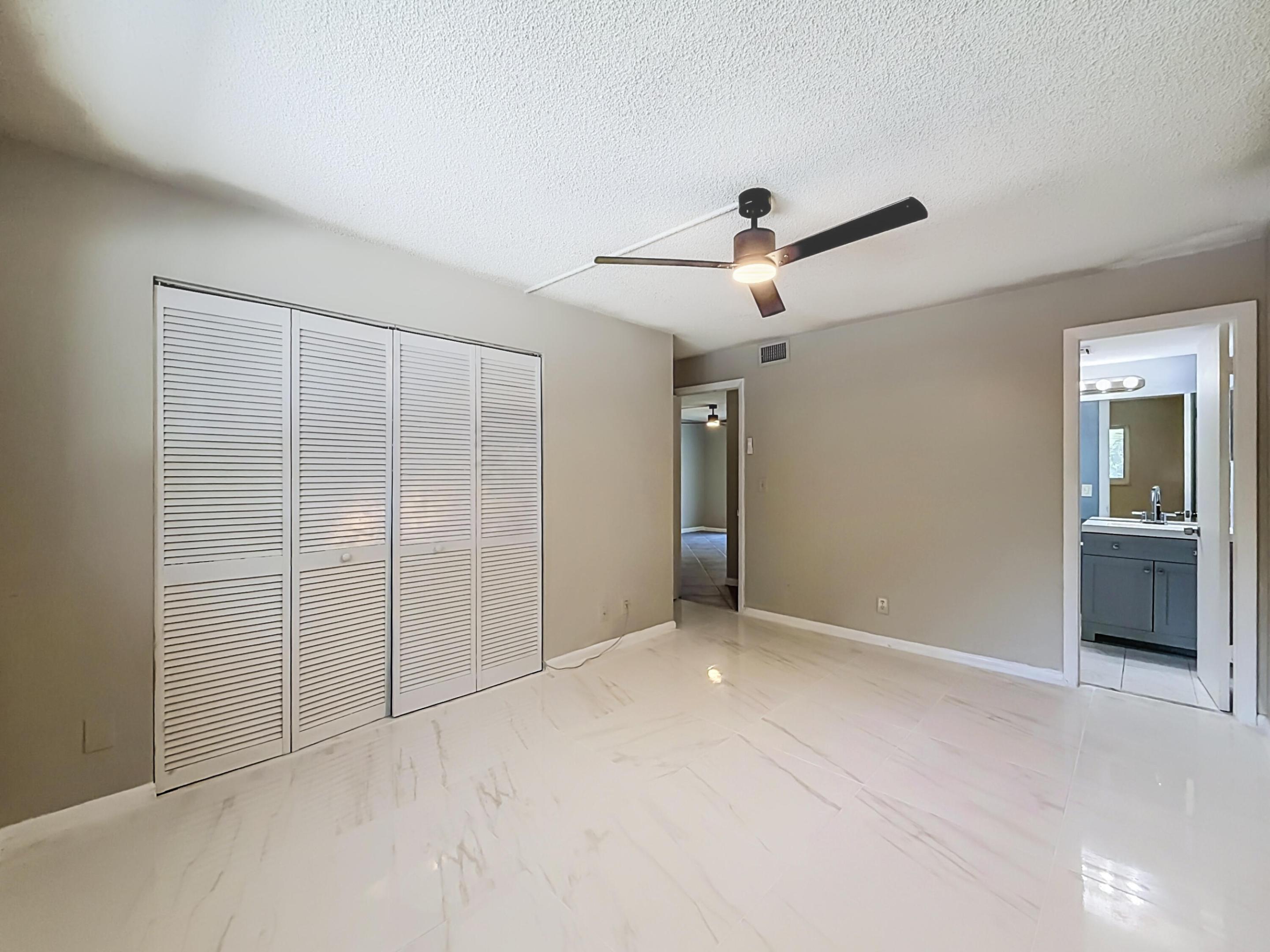 207 Tropic Isle Drive 1130 Property Photo 9