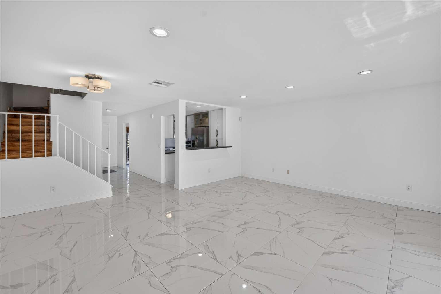 21682 Cypress Road 11d Property Photo 6