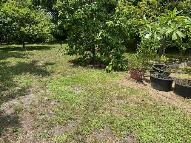 425 Nw 7th Property Photo 2