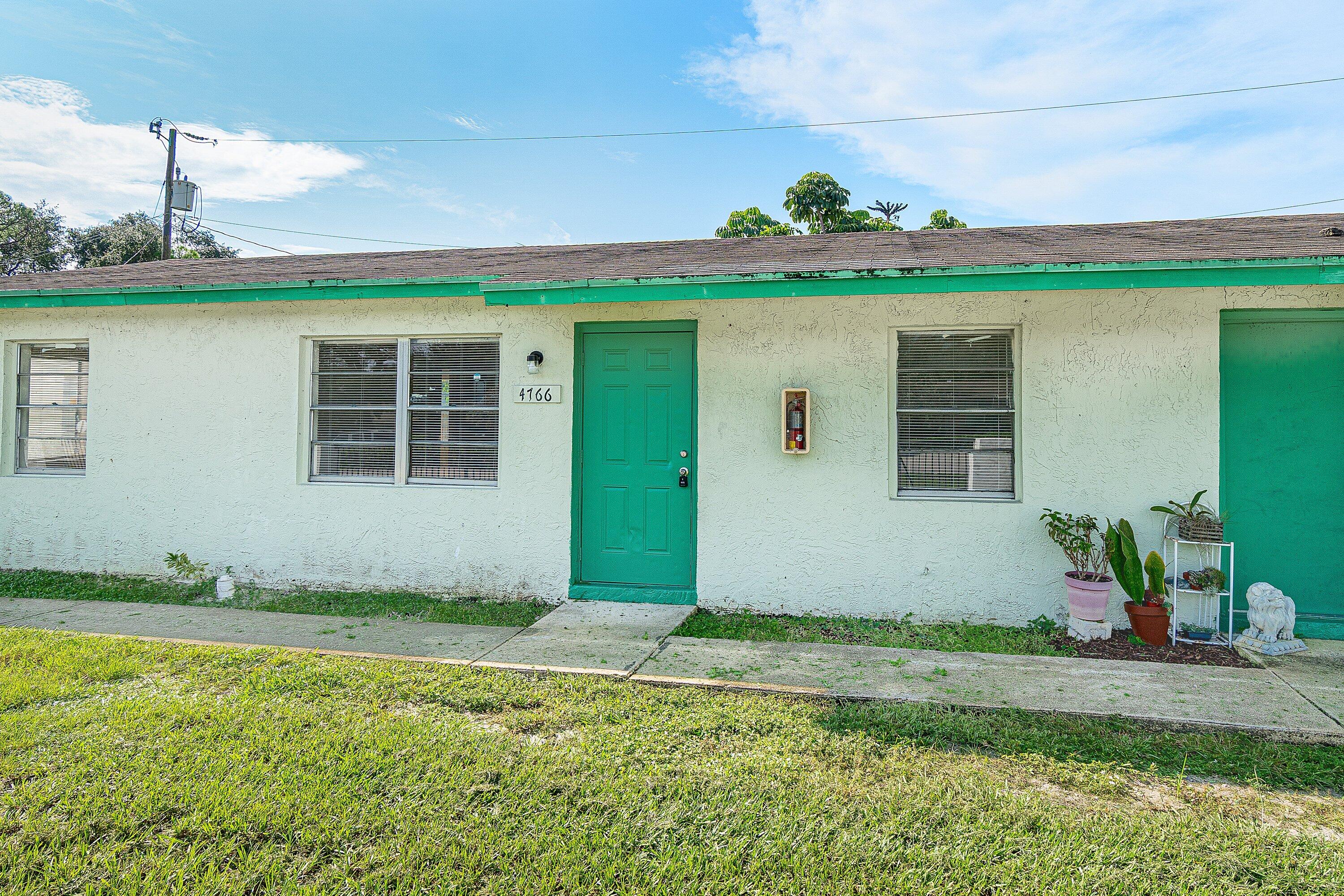 4766 Gulfstream Road Property Photo 2
