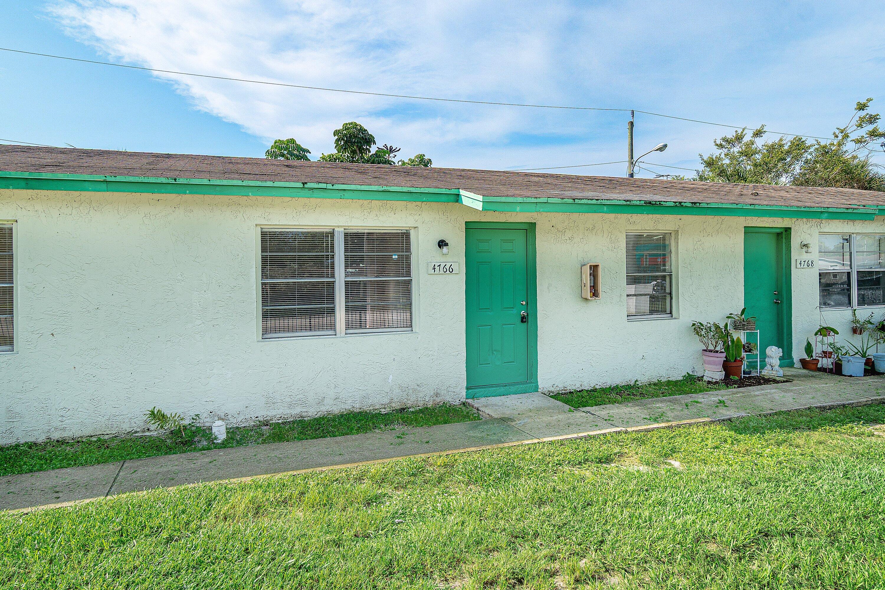 4766 Gulfstream Road Property Photo 3