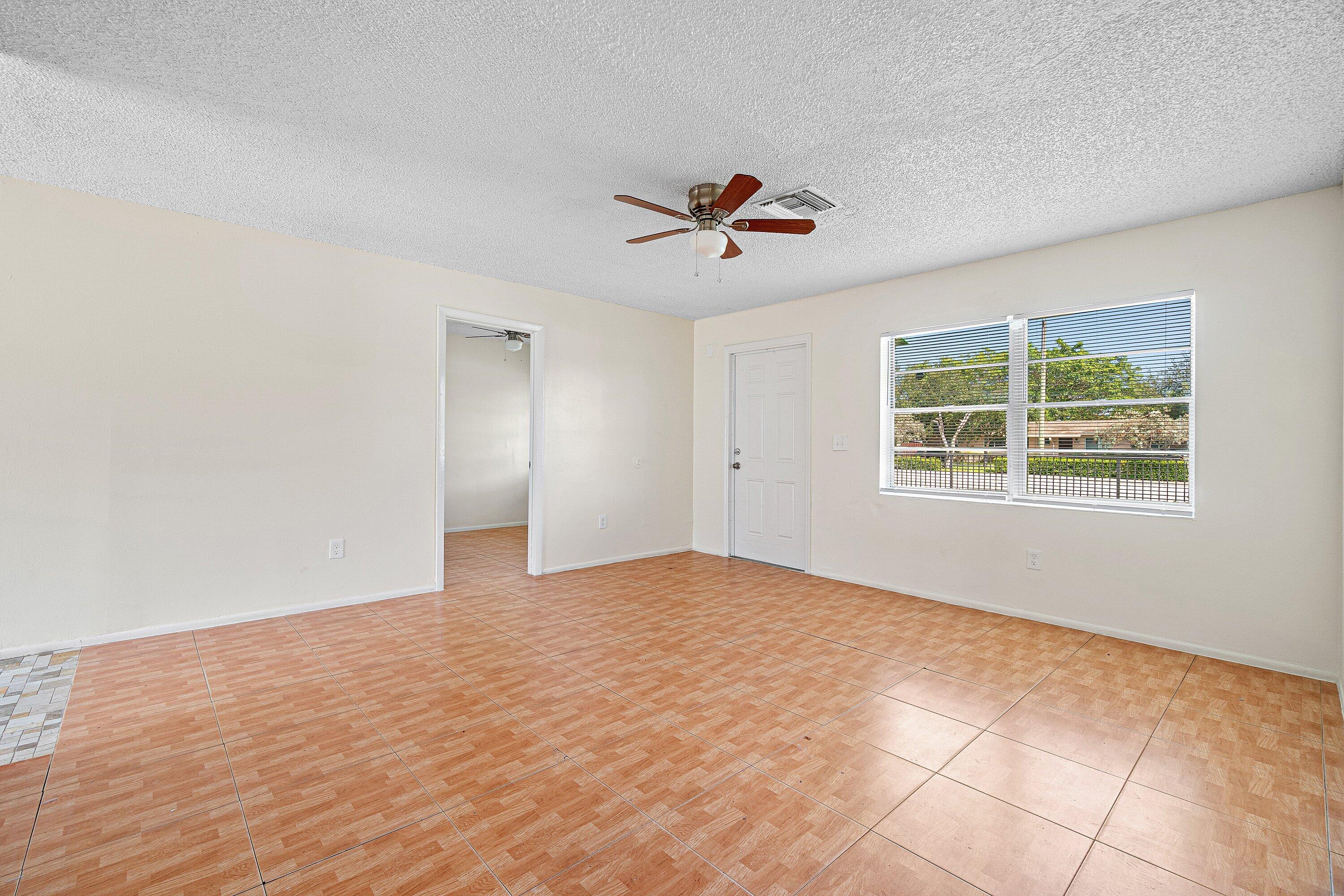 4766 Gulfstream Road Property Photo 7