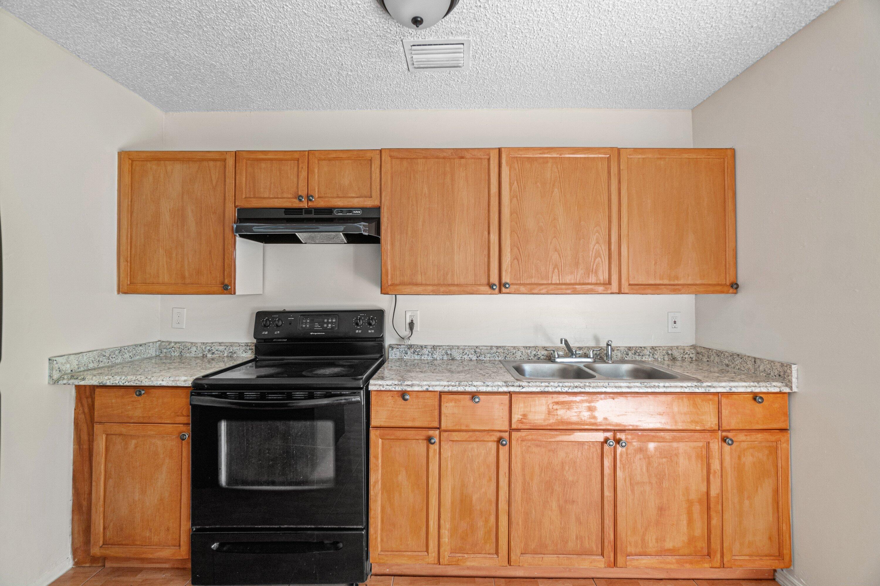4766 Gulfstream Road Property Photo 10