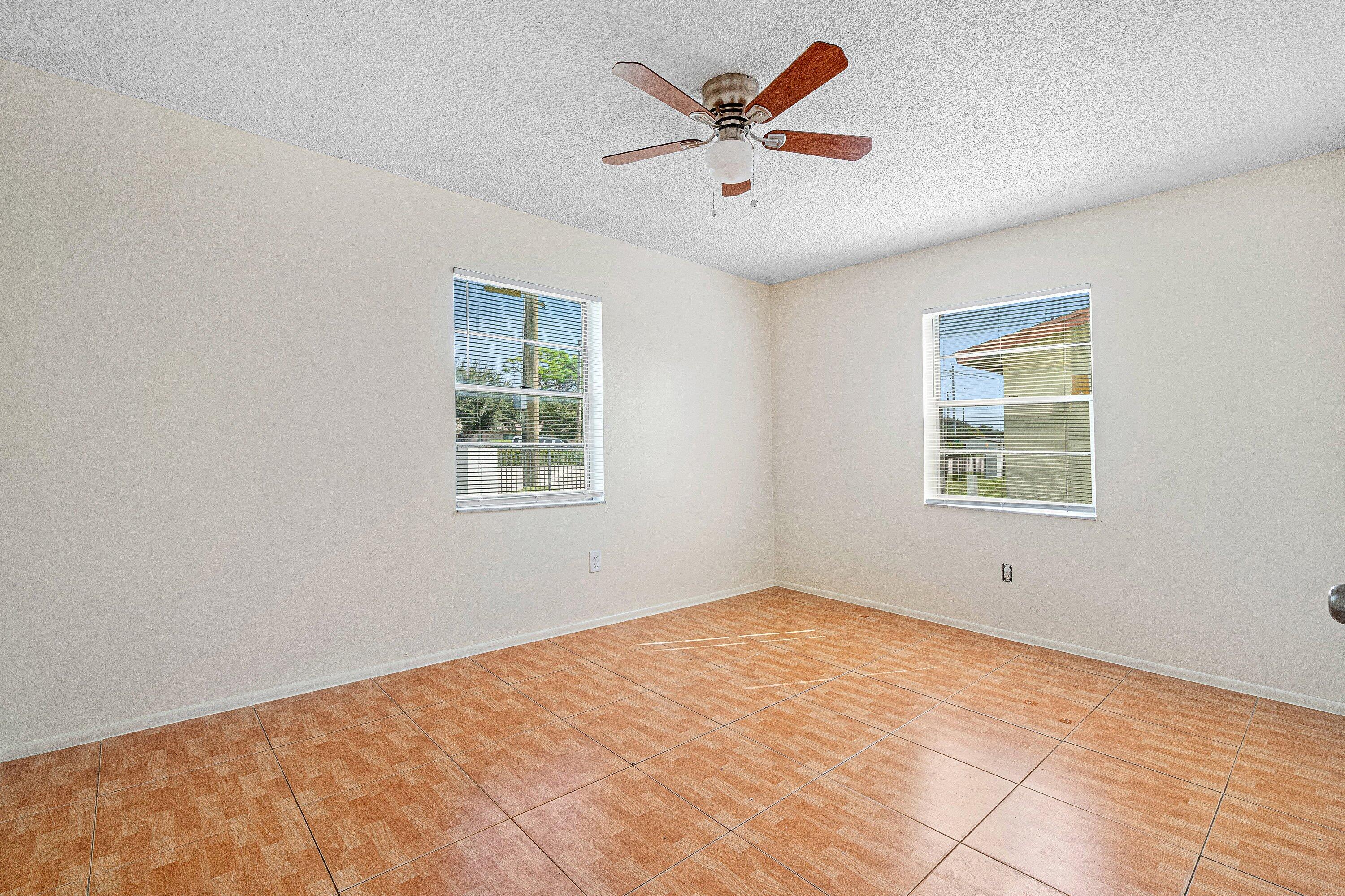 4766 Gulfstream Road Property Photo 12