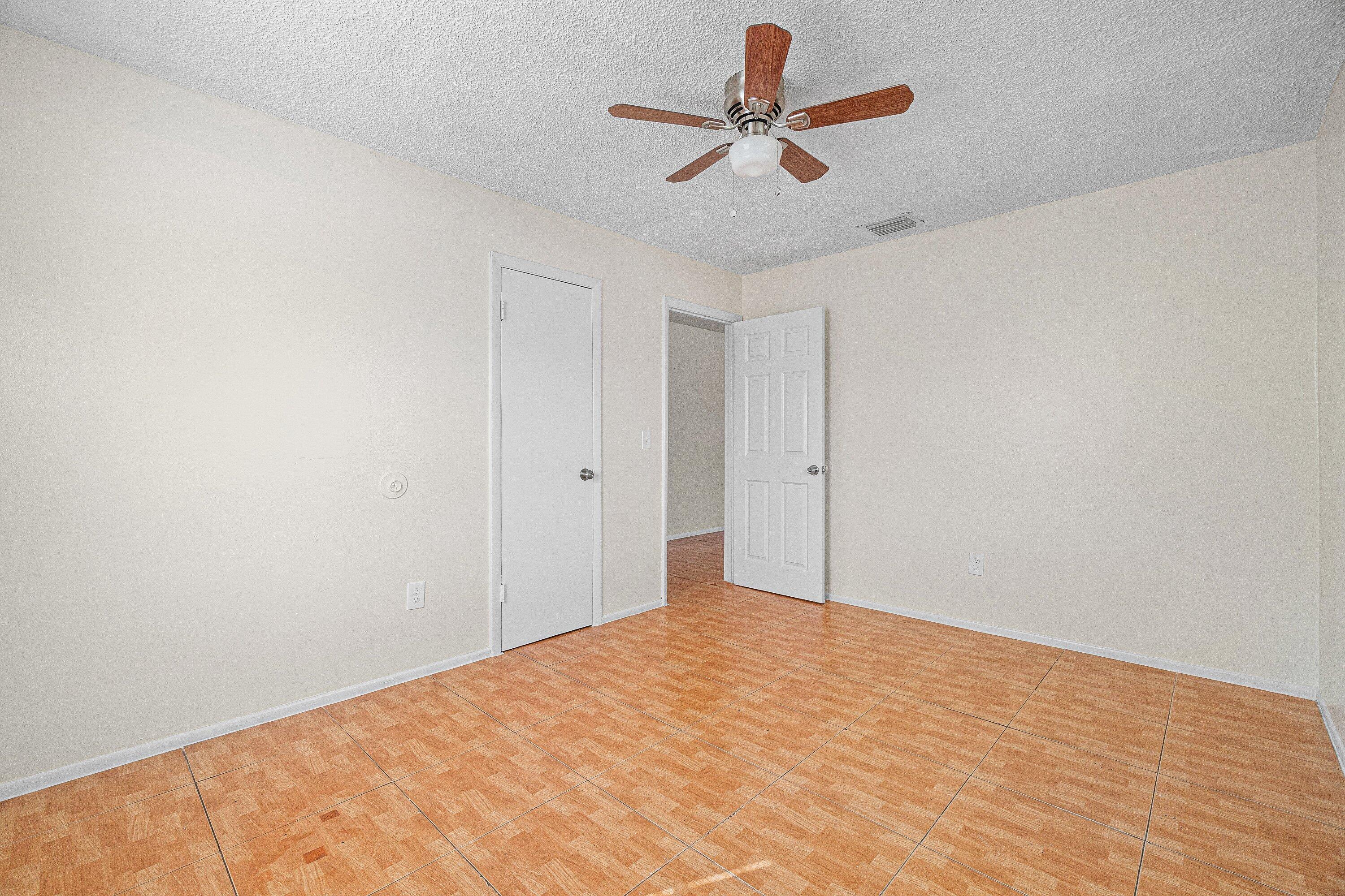 4766 Gulfstream Road Property Photo 13