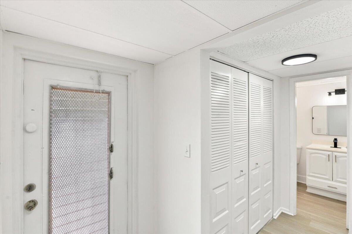 1050 Country Club Drive 306 Property Photo 14