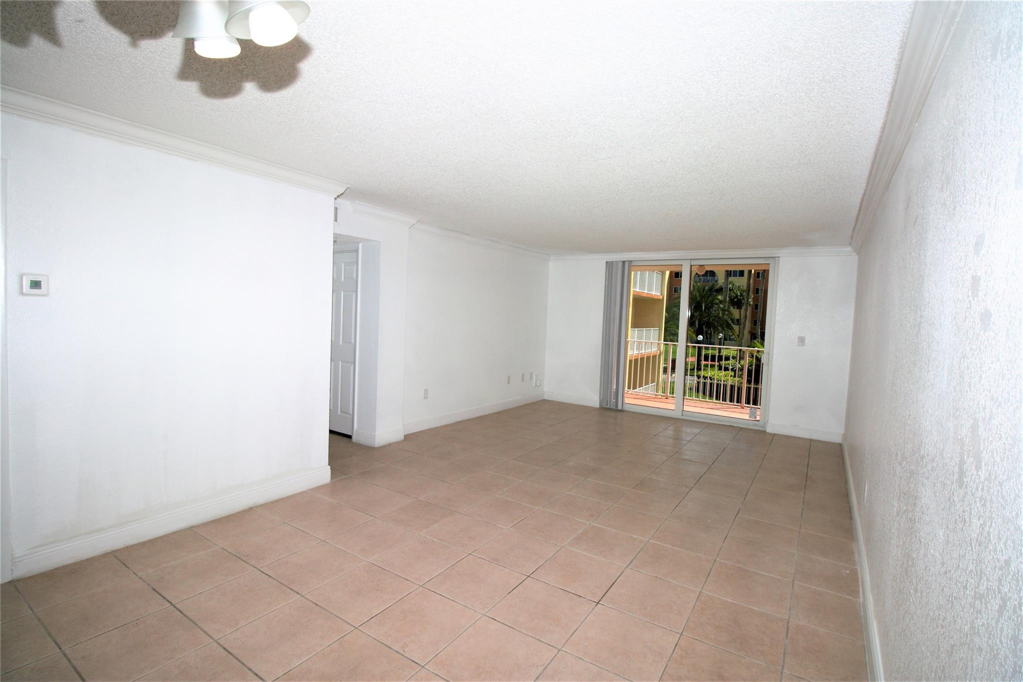 7000 Nw 186th Street 4-217 Property Photo 6