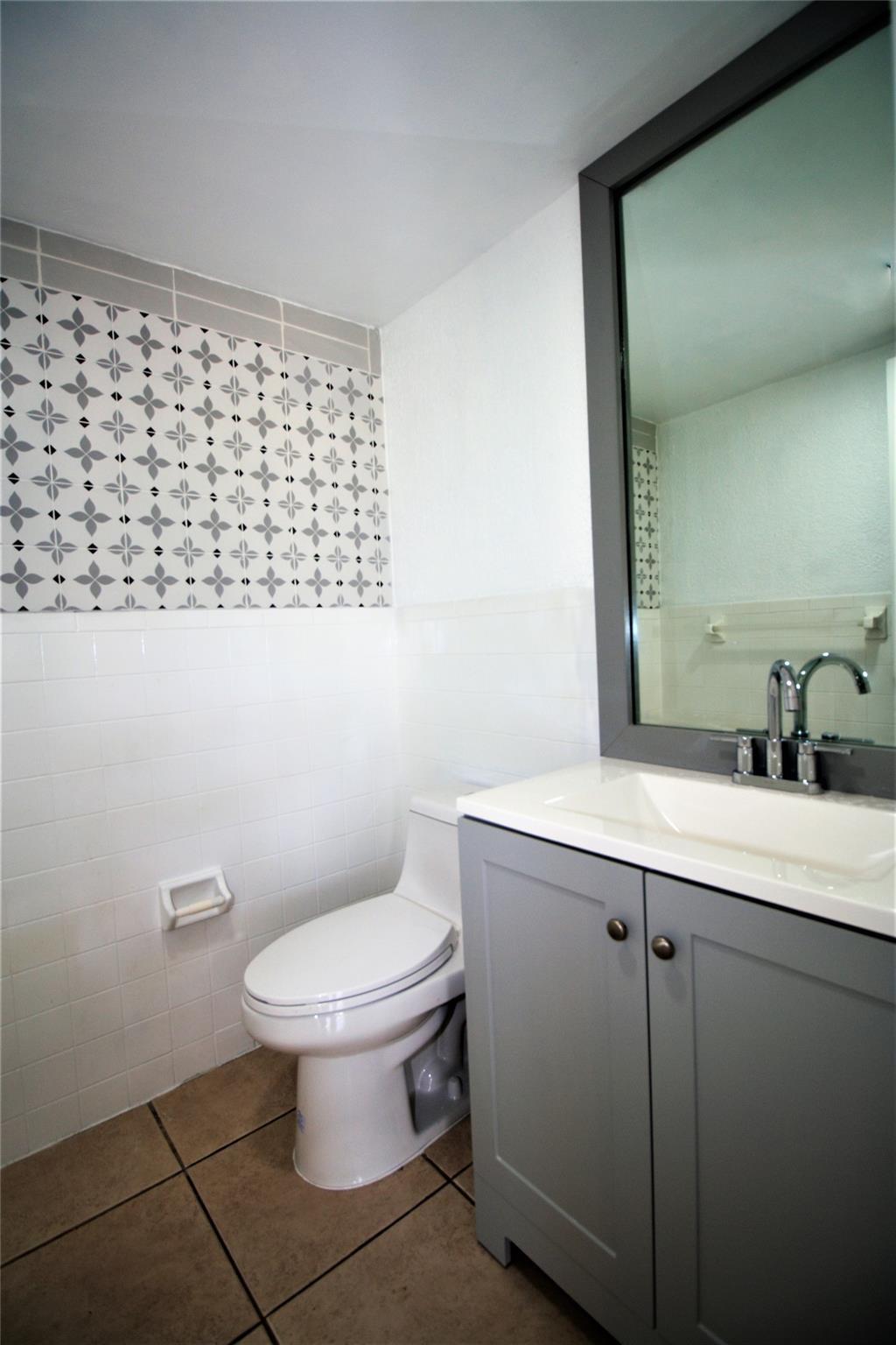 7000 Nw 186th Street 4-217 Property Photo 10